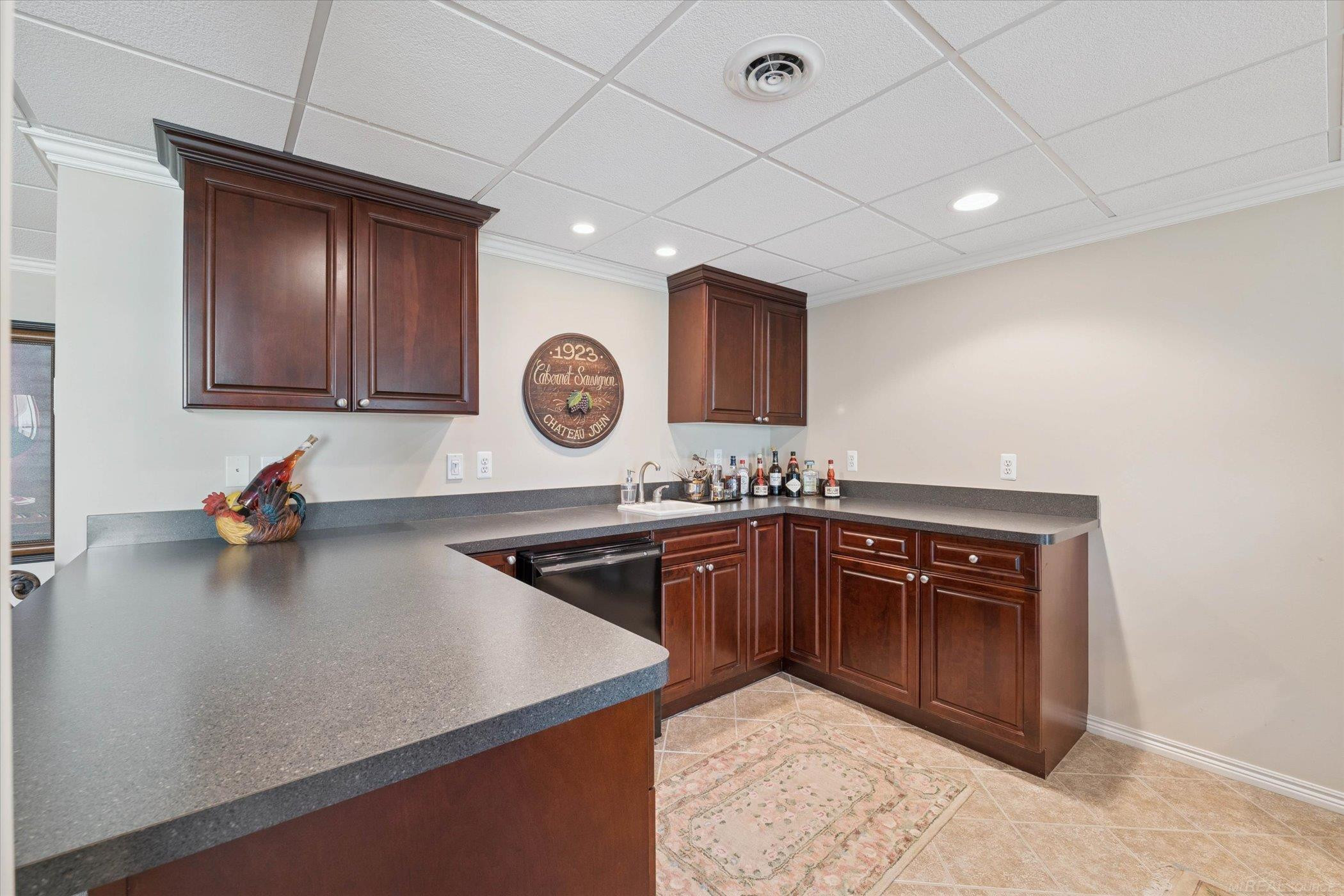 2794 Castlemartin Court, MI 48306 — Photo 39