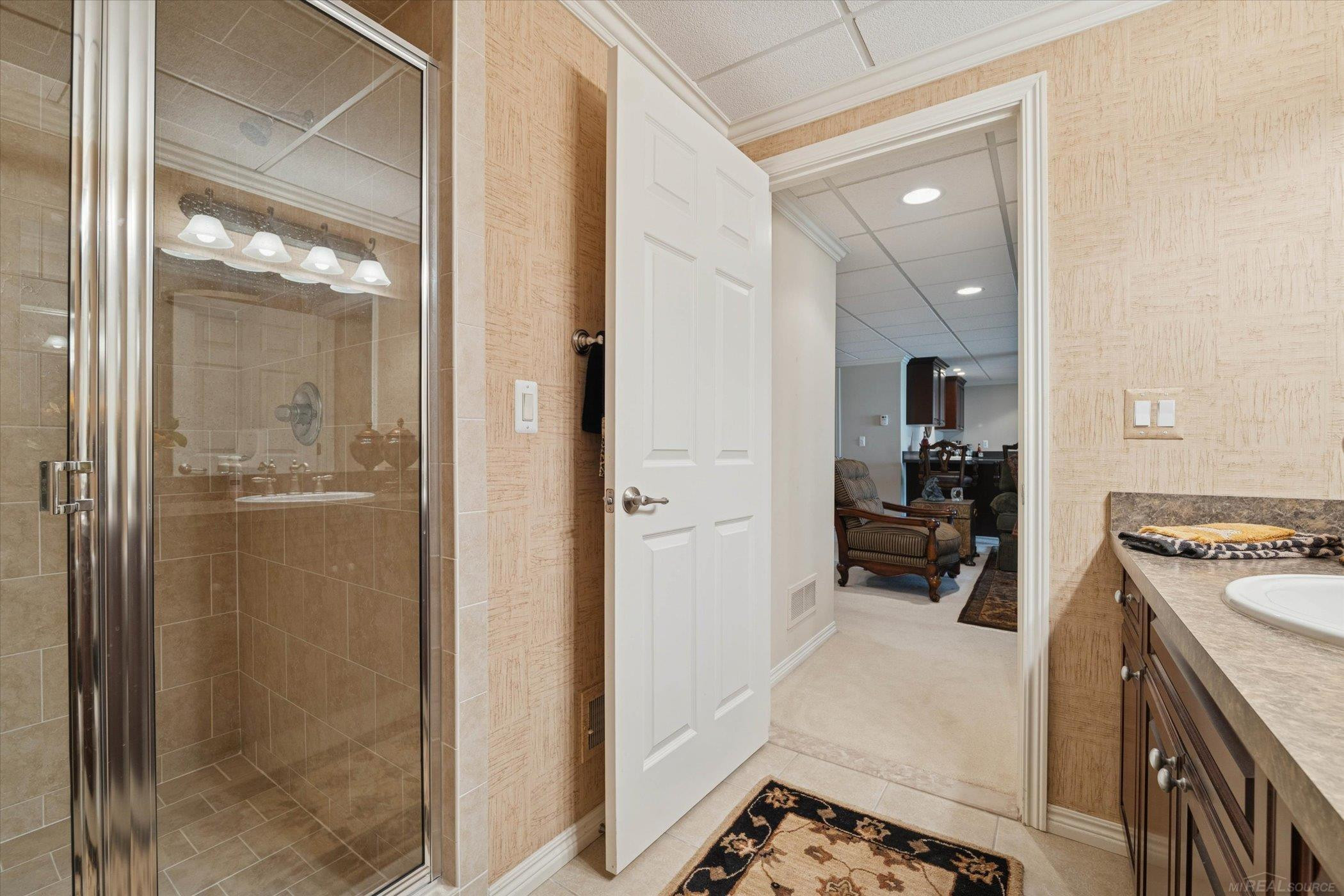 2794 Castlemartin Court, MI 48306 — Photo 44