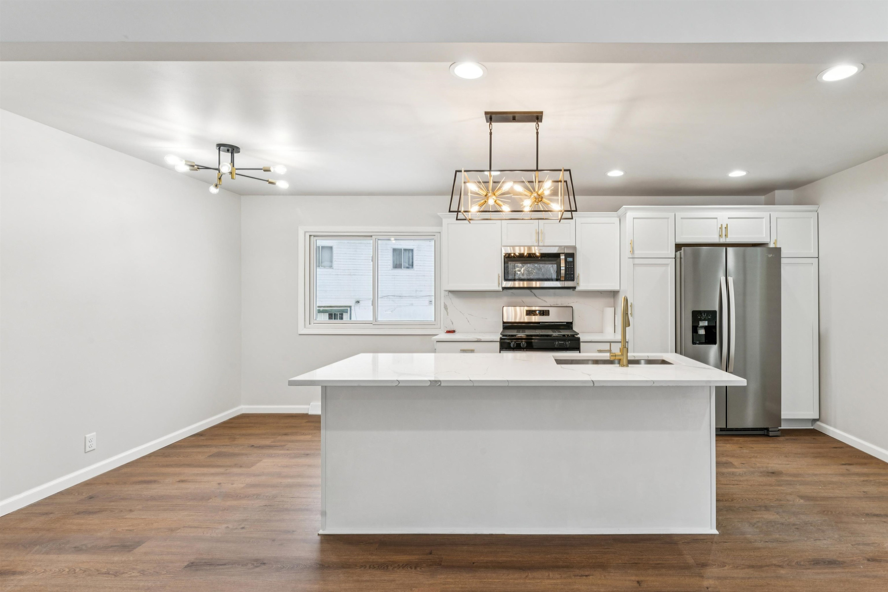 9550 Colgate Avenue, Clarkston, MI 48348 — Photo 8