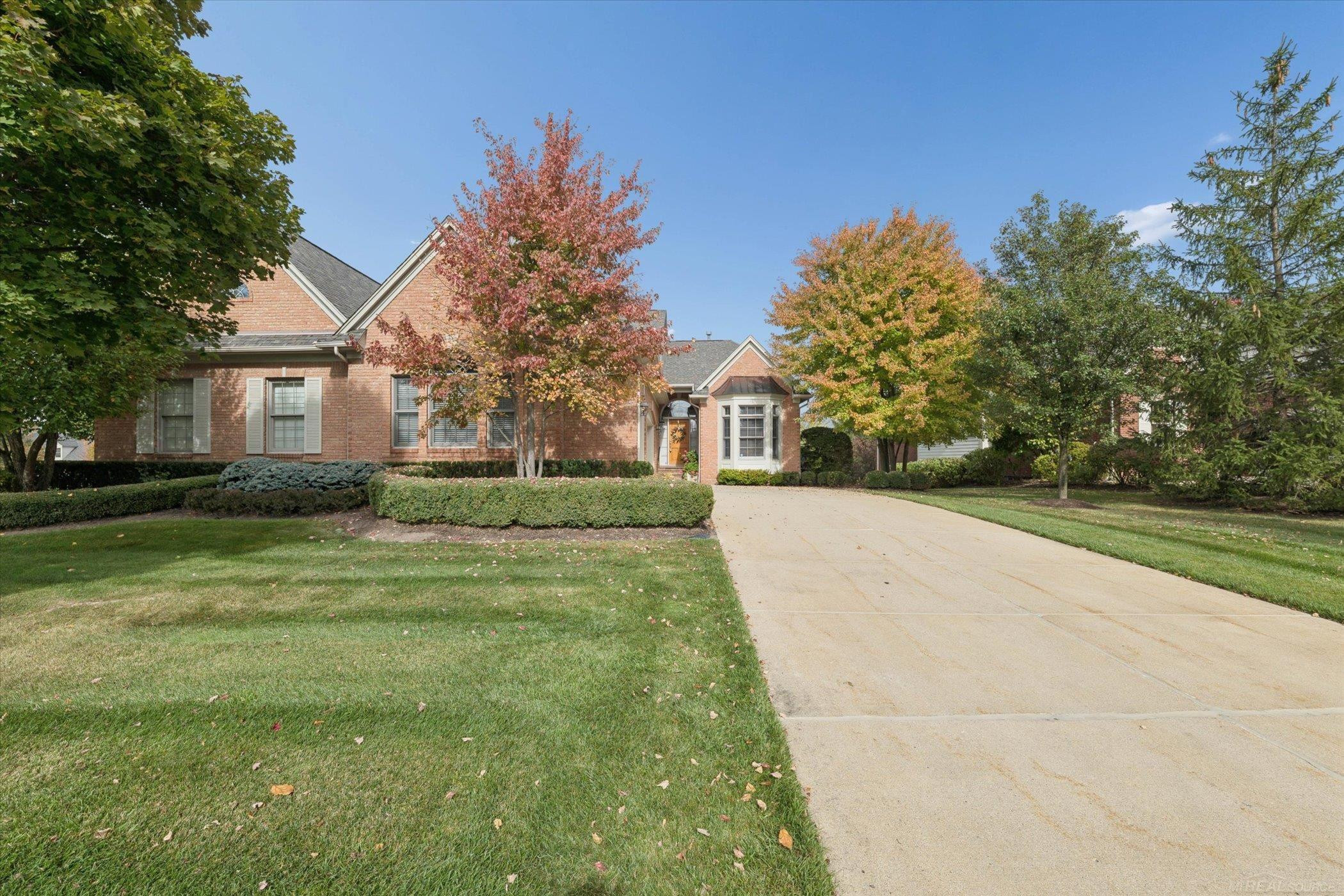 2794 Castlemartin Court, MI 48306 — Photo 51
