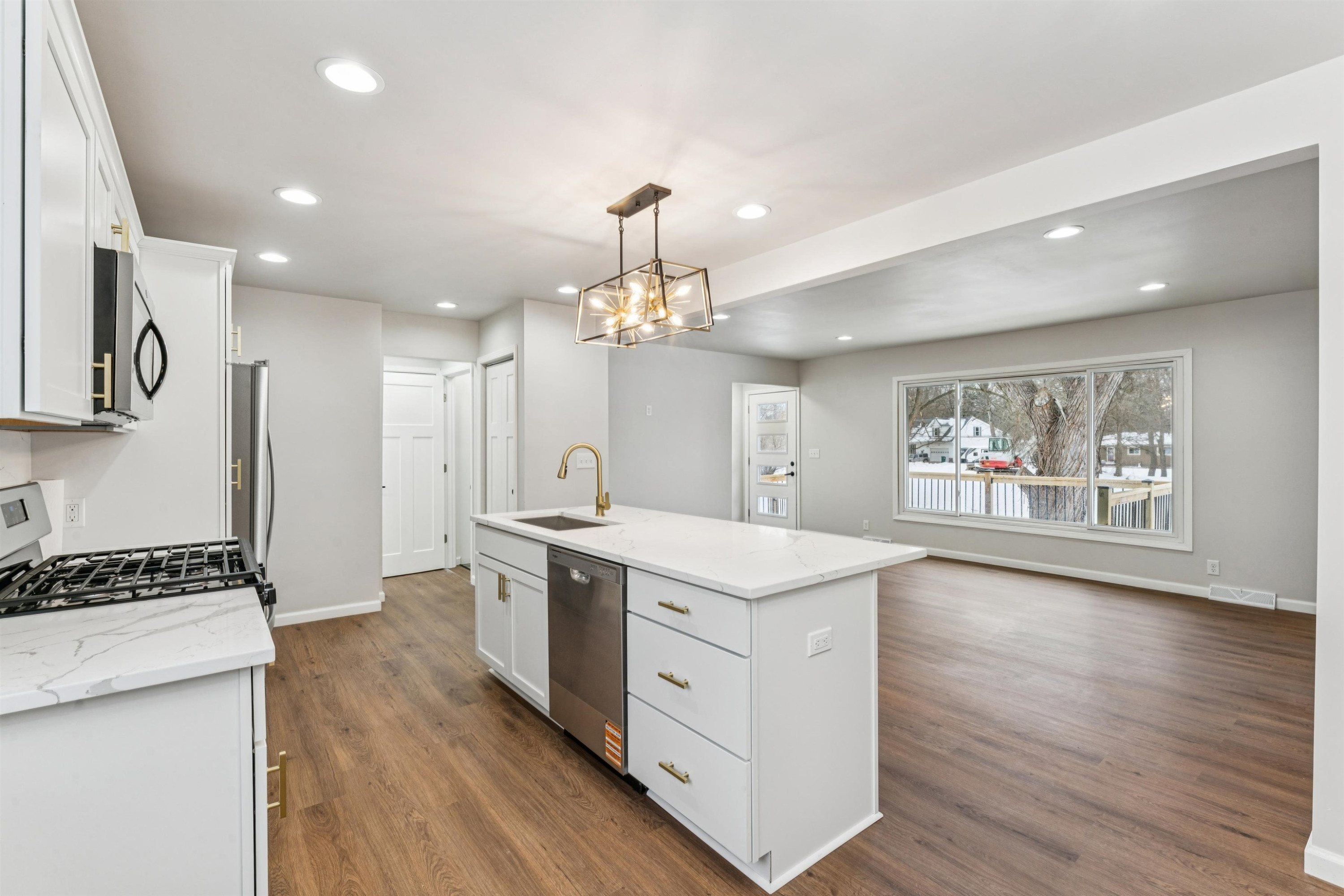 9550 Colgate Avenue, Clarkston, MI 48348 — Photo 11