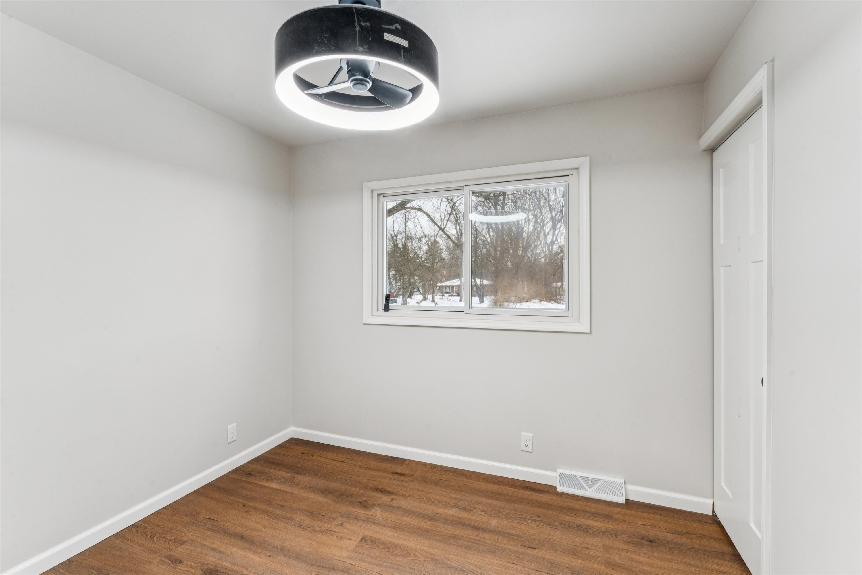 9550 Colgate Avenue, Clarkston, MI 48348 — Photo 16
