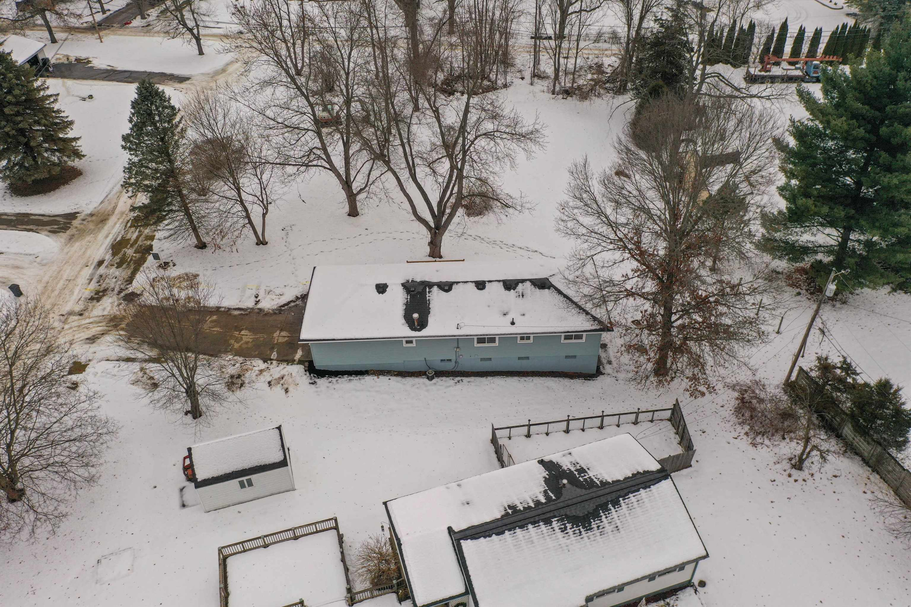 9550 Colgate Avenue, Clarkston, MI 48348 — Photo 24