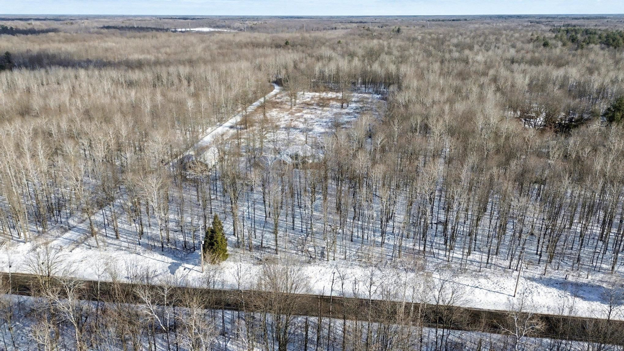 635 SE County Line Road, Mount Pleasant, MI 48883 — Photo 29