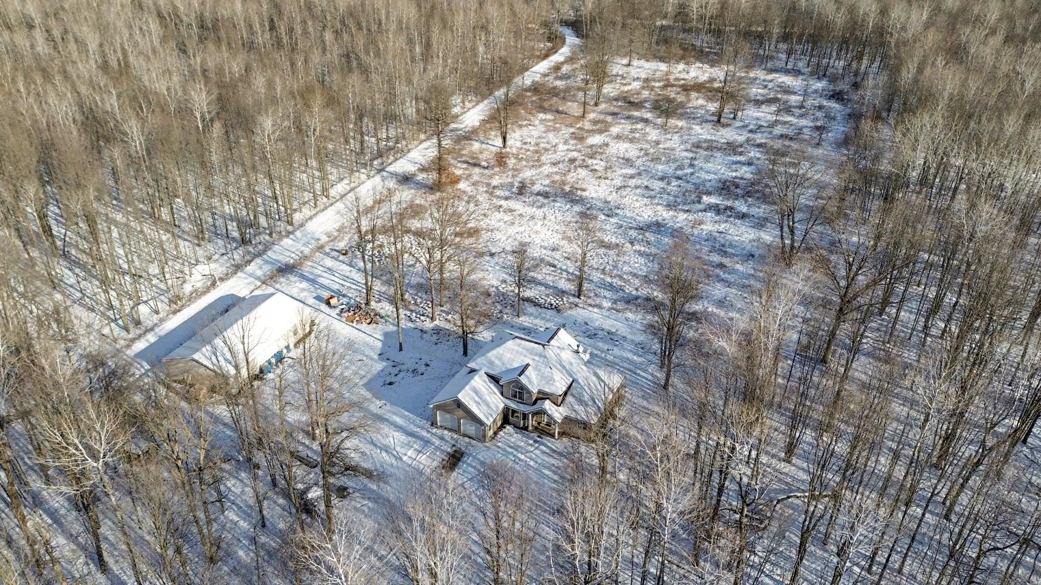 635 SE County Line Road, Mount Pleasant, MI 48883 — Photo 30