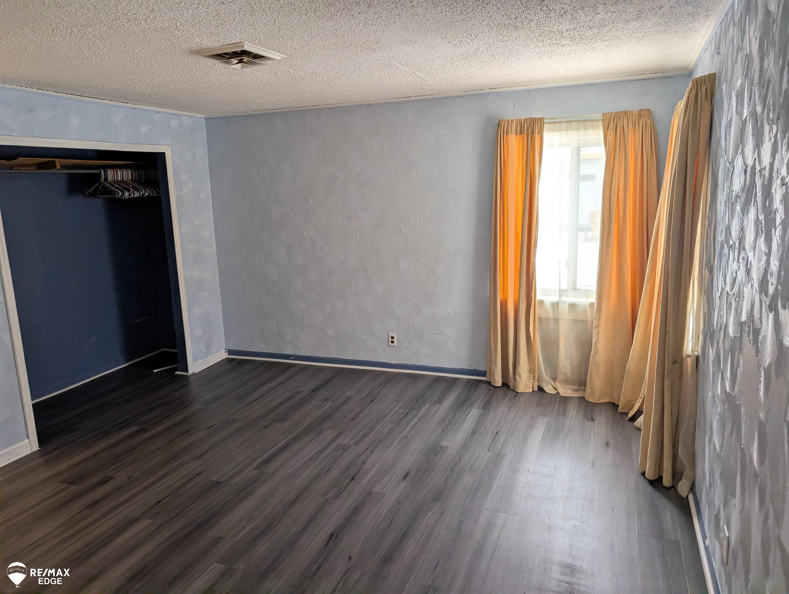710 Lakeshore Drive, Columbiaville, MI 48421 — Photo 10