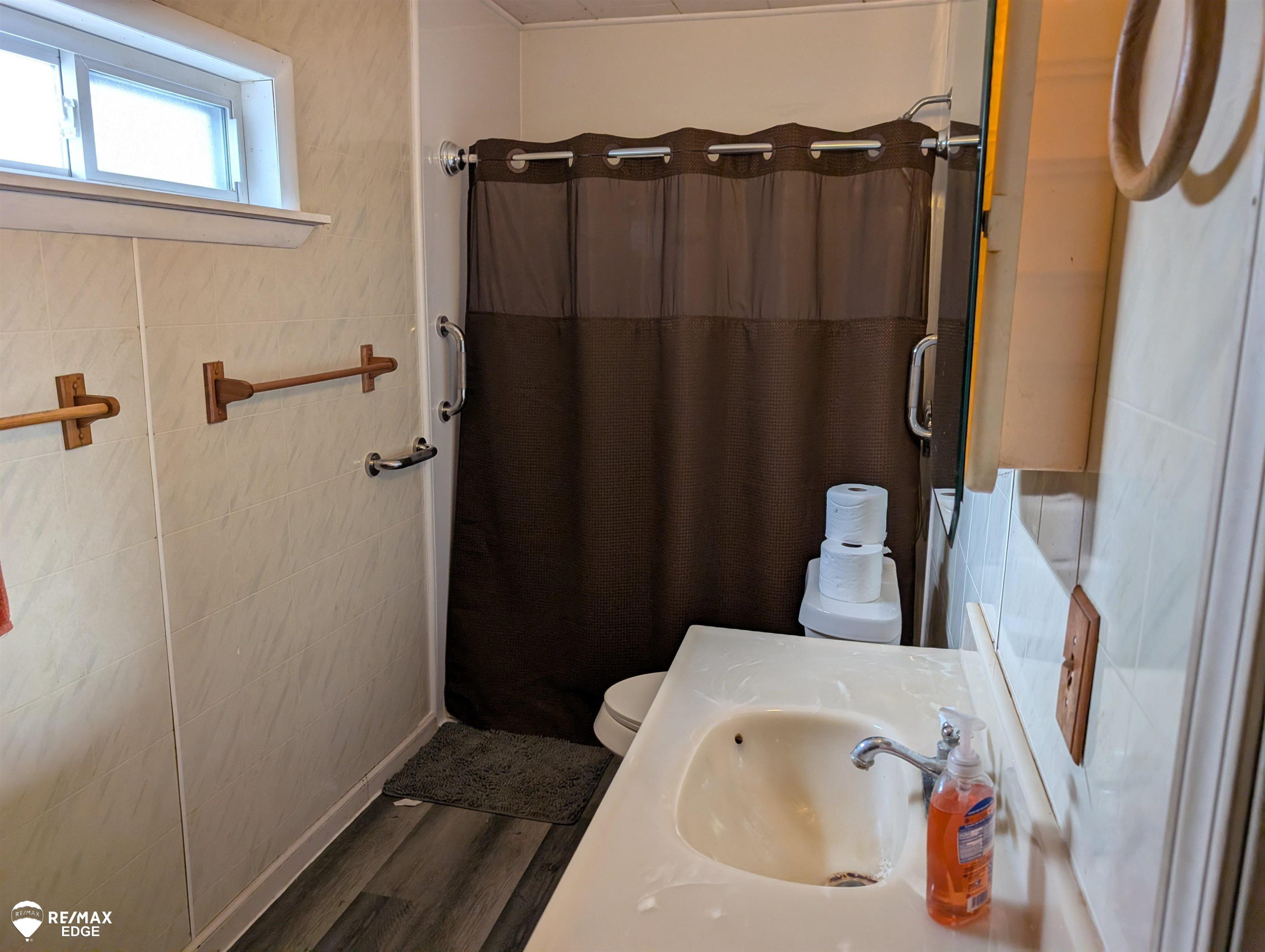 710 Lakeshore Drive, Columbiaville, MI 48421 — Photo 18