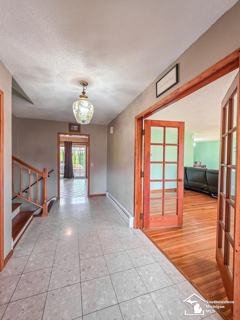 3334 Woodmont Drive, Lambertville, MI 48144 — Photo 8