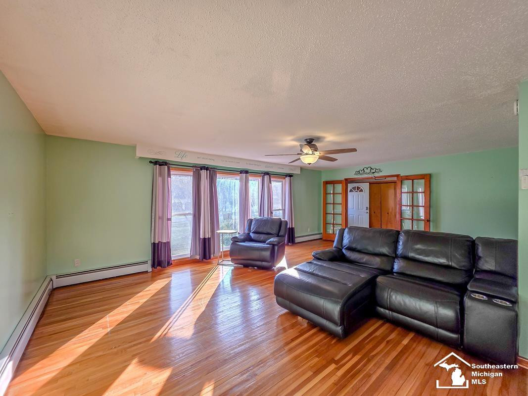 3334 Woodmont Drive, Lambertville, MI 48144 — Photo 13