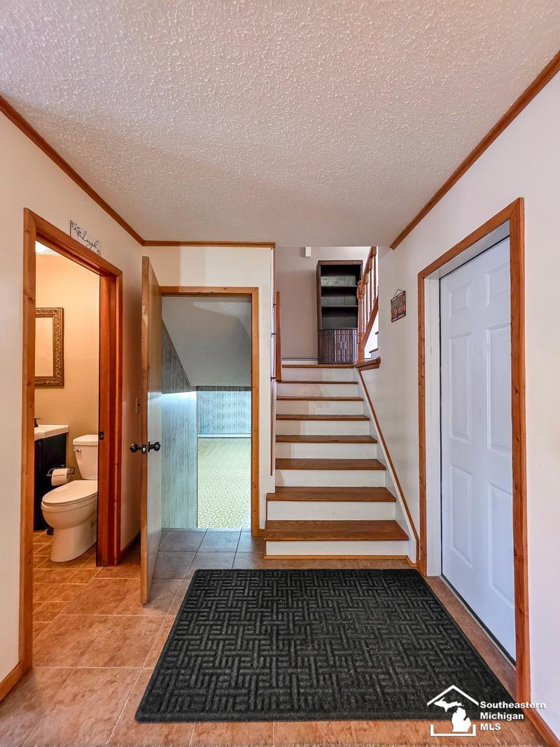 3334 Woodmont Drive, Lambertville, MI 48144 — Photo 23