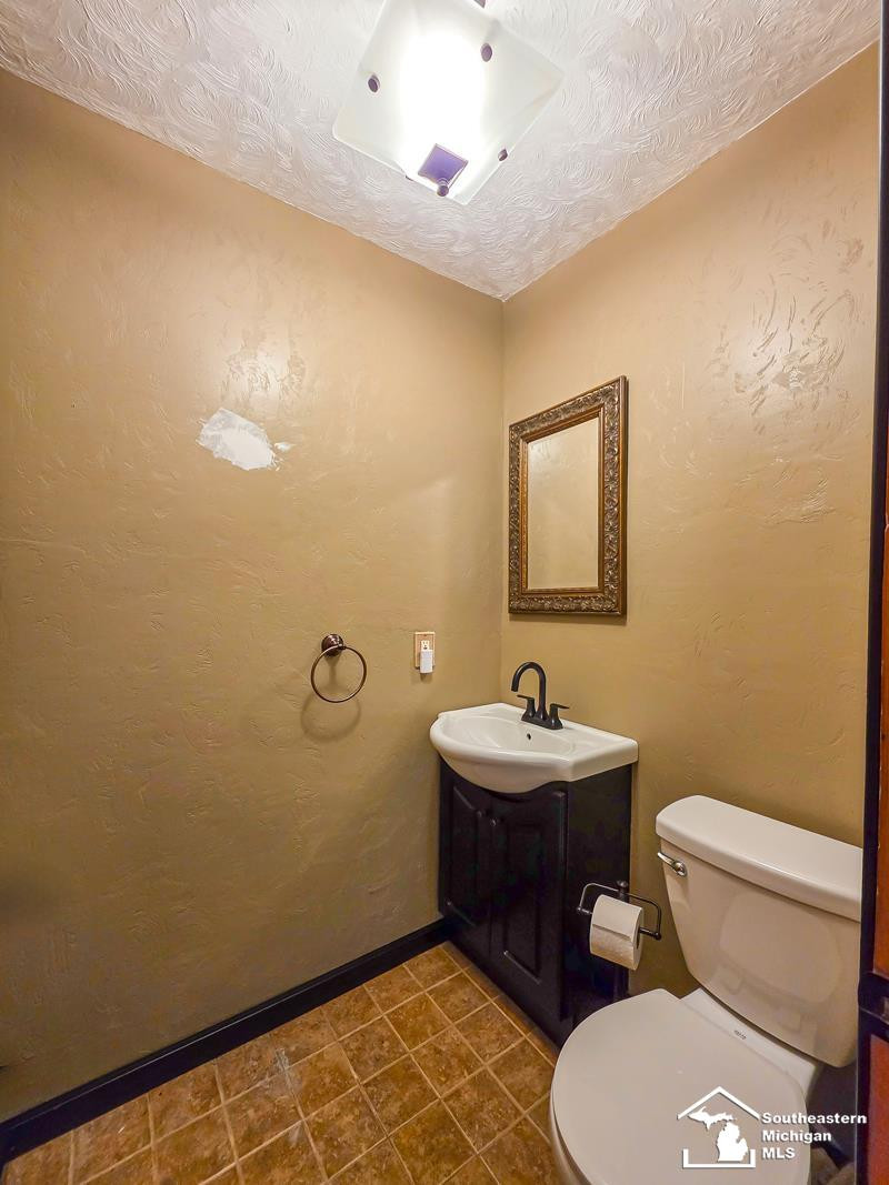 3334 Woodmont Drive, Lambertville, MI 48144 — Photo 27