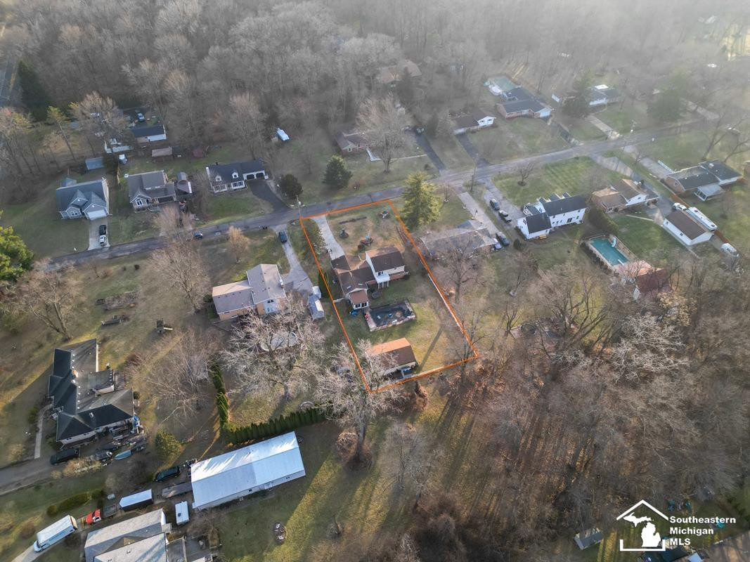 3334 Woodmont Drive, Lambertville, MI 48144 — Photo 48