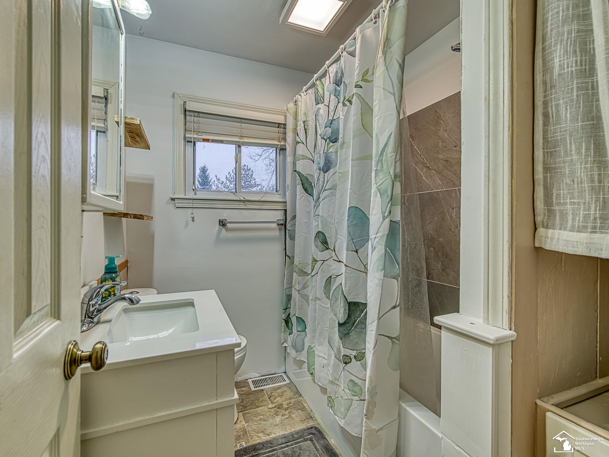 9655 Tecumseh Clinton Highway, Tecumseh, MI 49286 — Photo 5