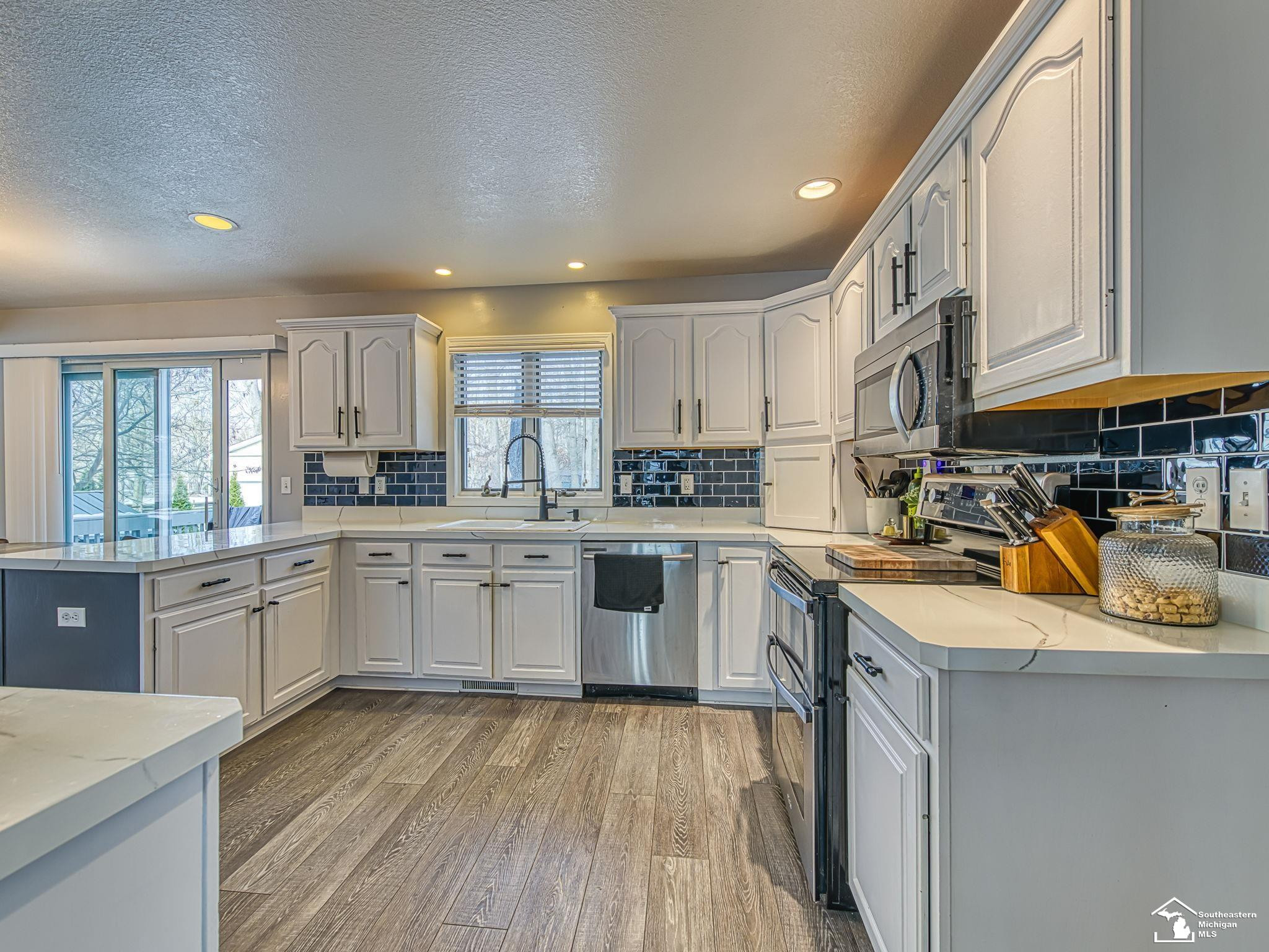 5002 Onway Drive, MI 49267 — Photo 6