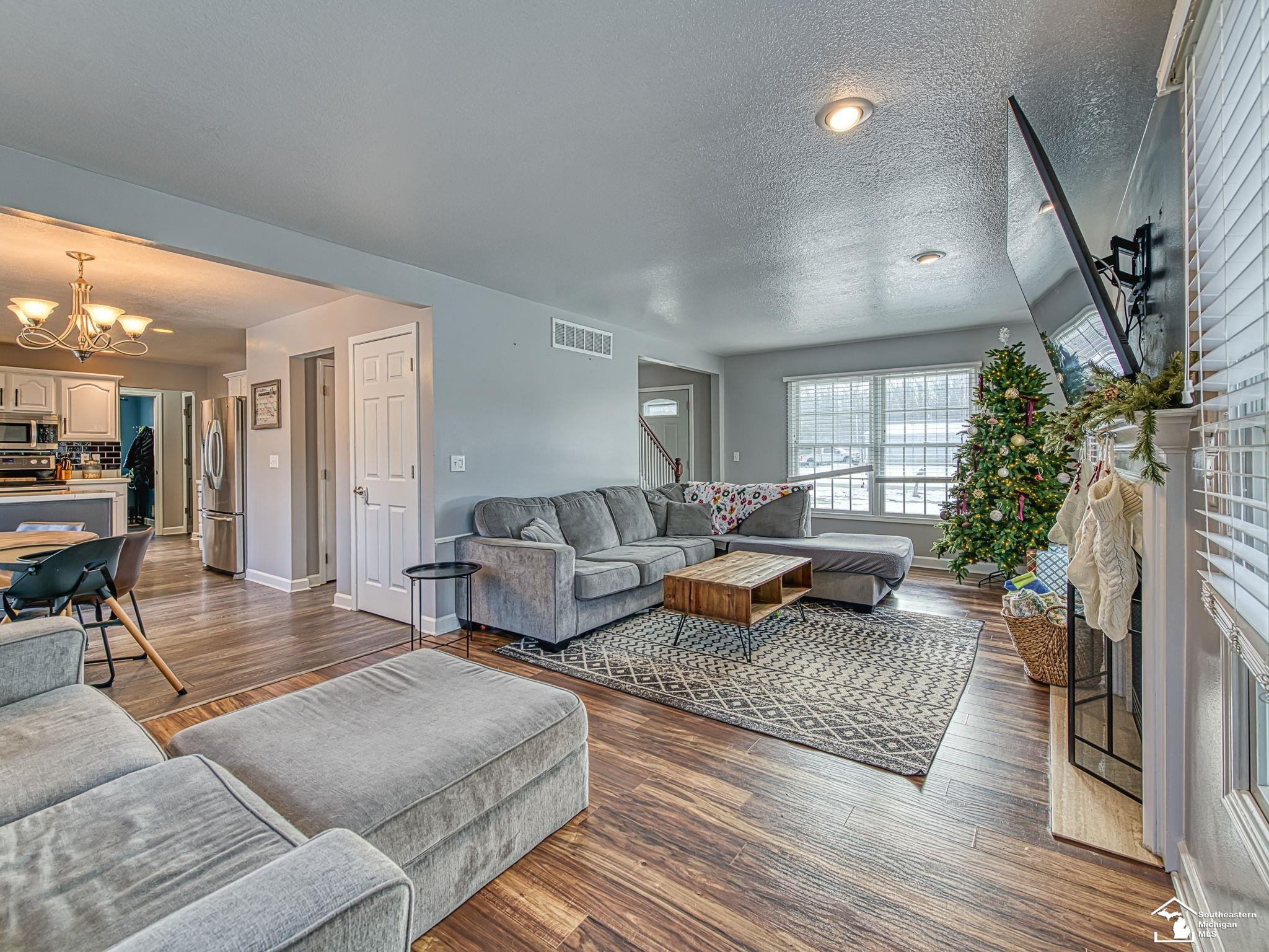 5002 Onway Drive, MI 49267 — Photo 12