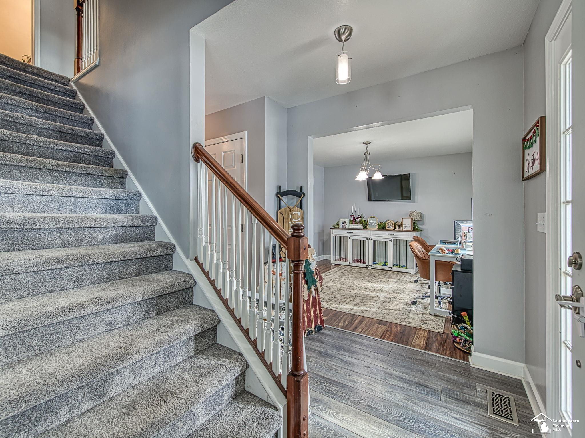 5002 Onway Drive, MI 49267 — Photo 14