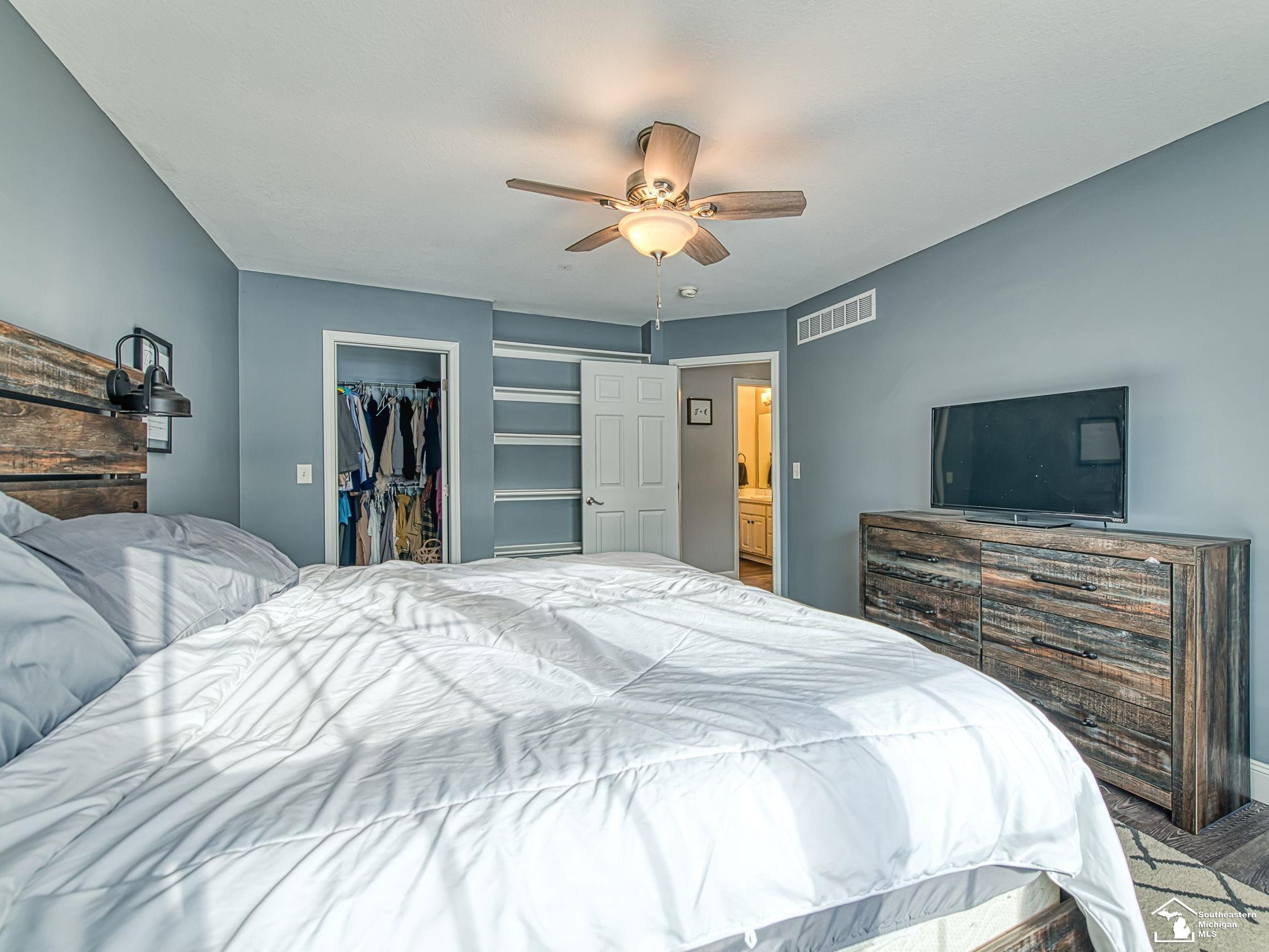 5002 Onway Drive, MI 49267 — Photo 23
