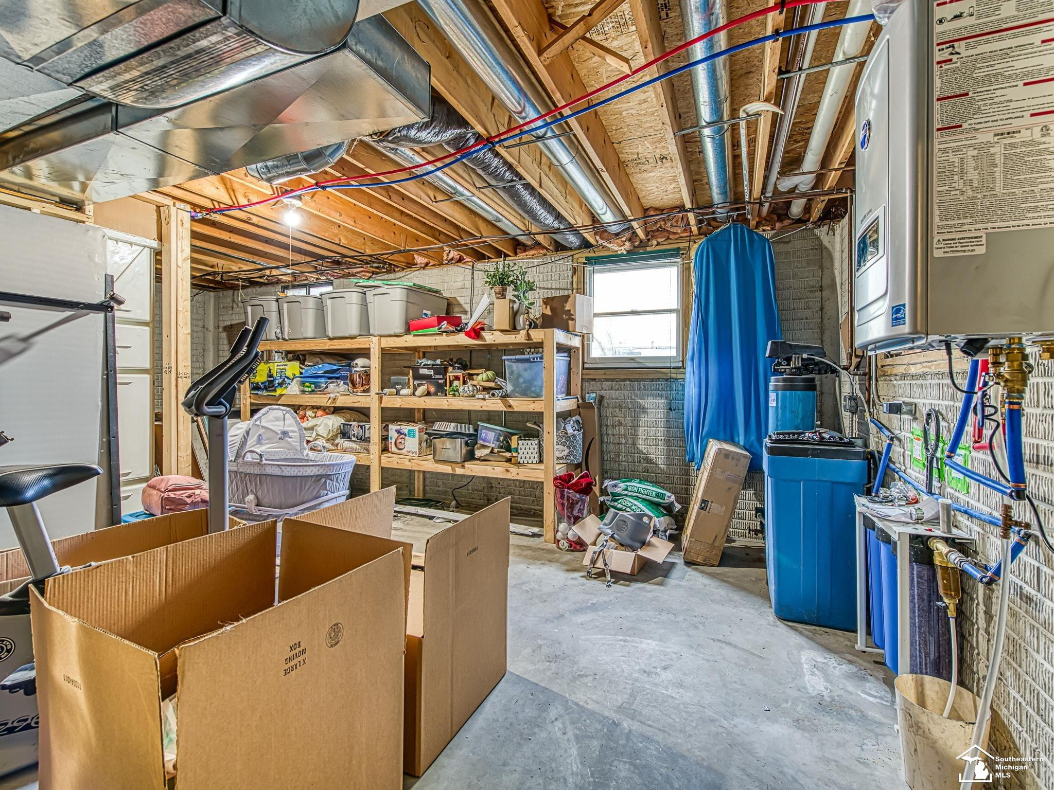 5002 Onway Drive, MI 49267 — Photo 32