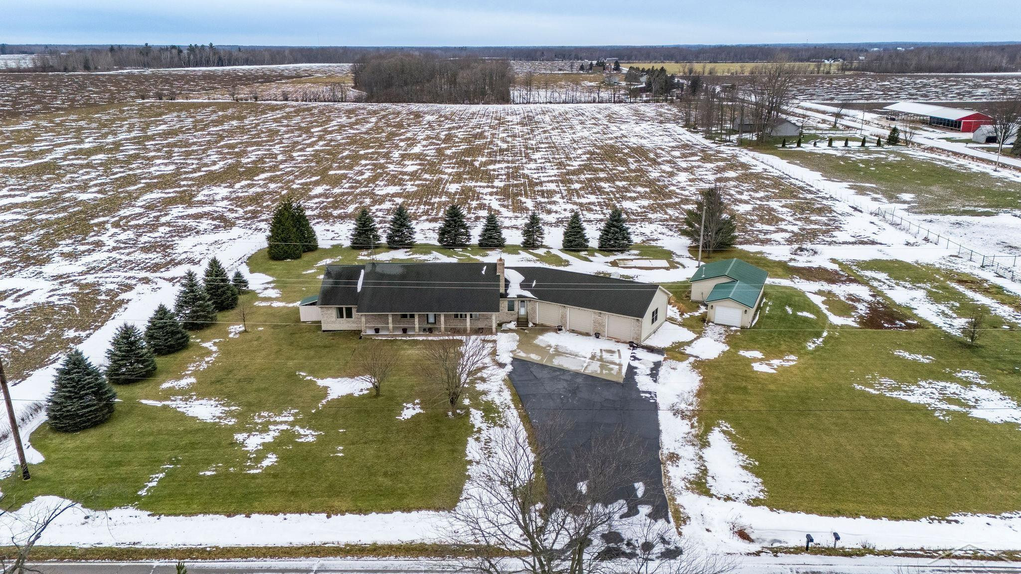 5949 N Mackinaw Road, Pinconning, MI 48650 — Photo 3