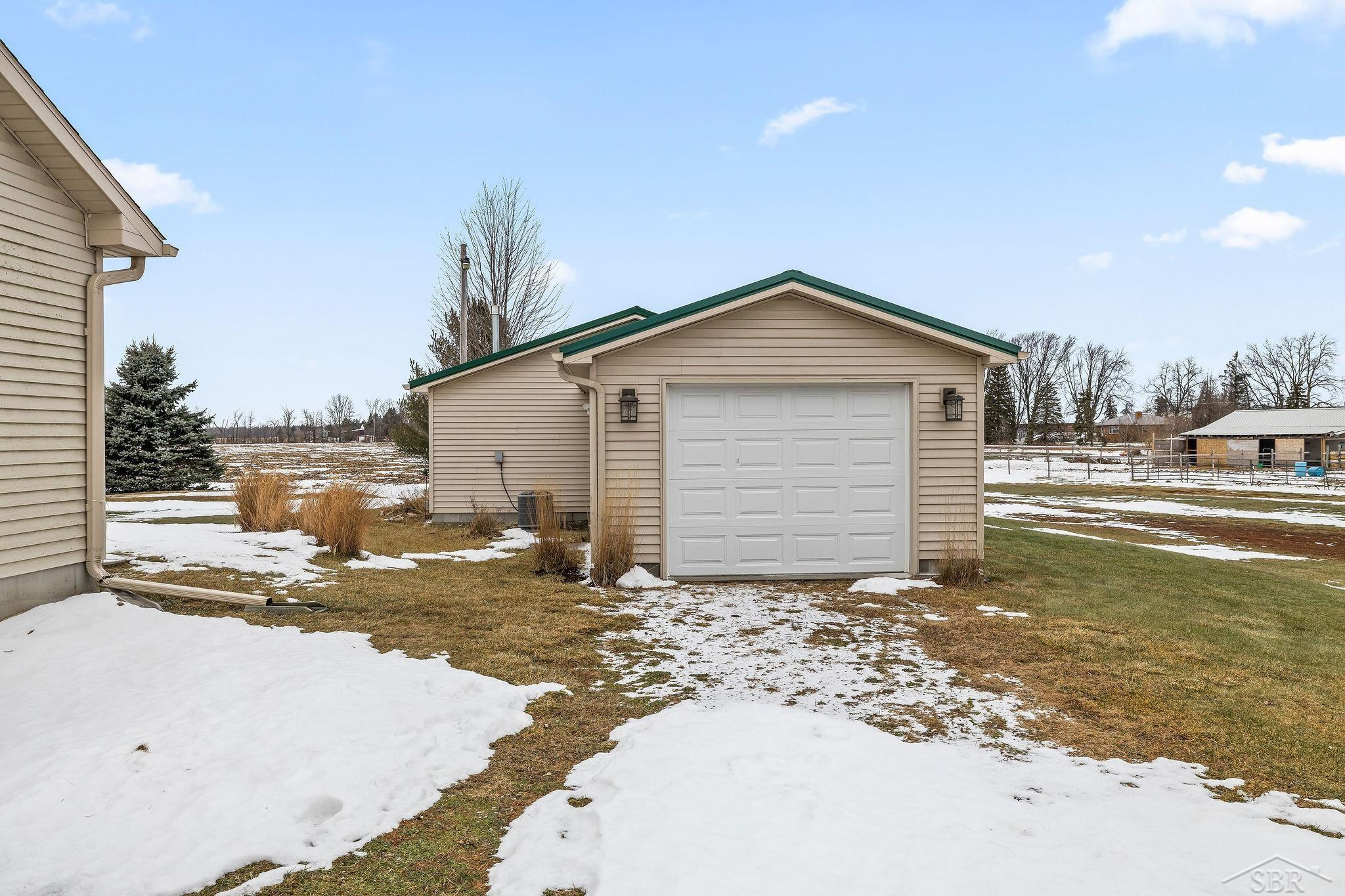 5949 N Mackinaw Road, Pinconning, MI 48650 — Photo 4