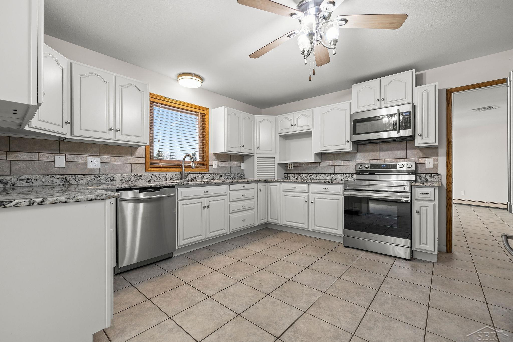 5949 N Mackinaw Road, Pinconning, MI 48650 — Photo 10