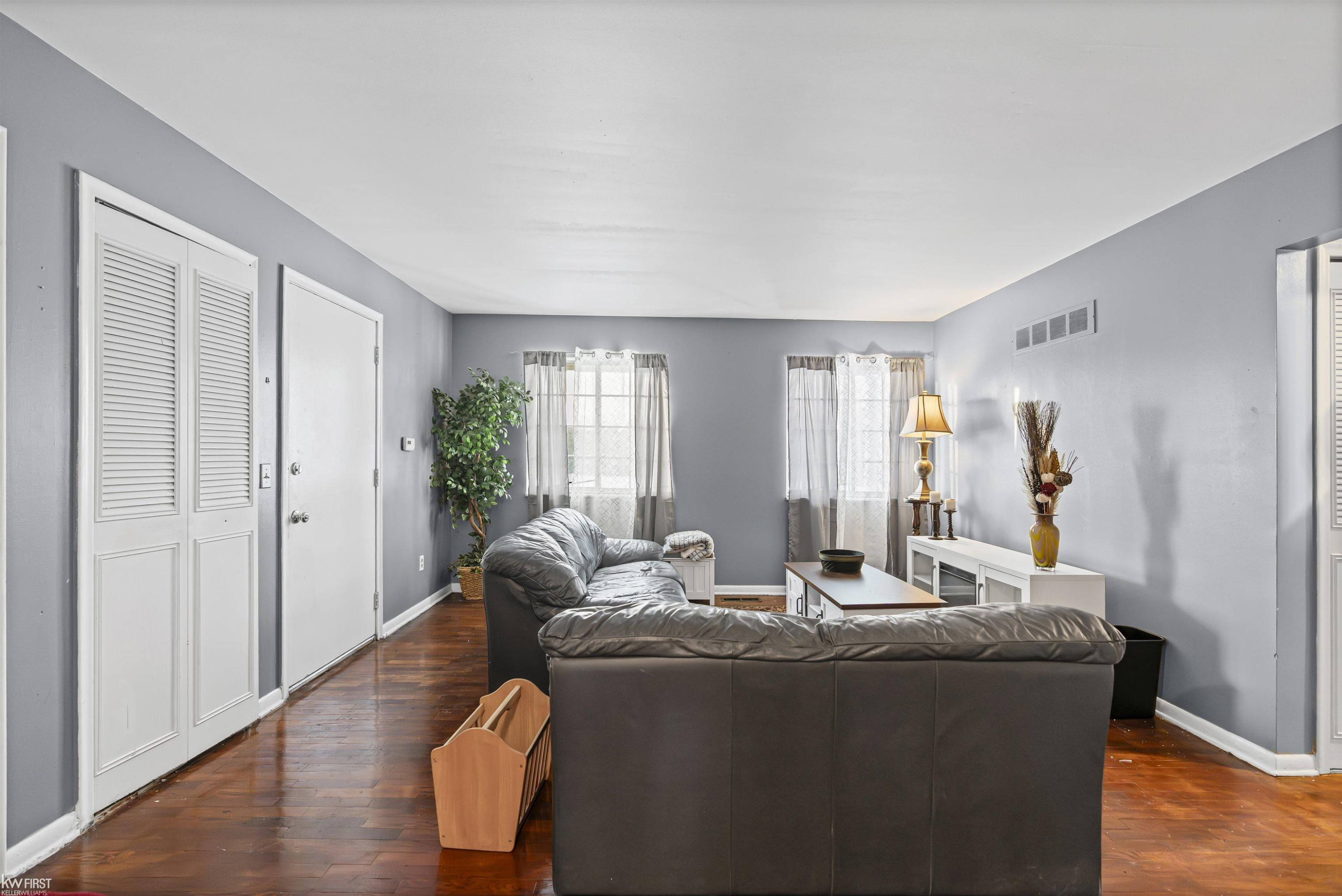 3522 Ridgecliffe Drive, Flint, MI 48532 — Photo 16