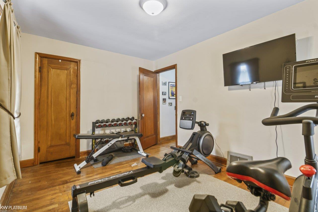 69331 Parker Street, MI 48062 — Photo 23