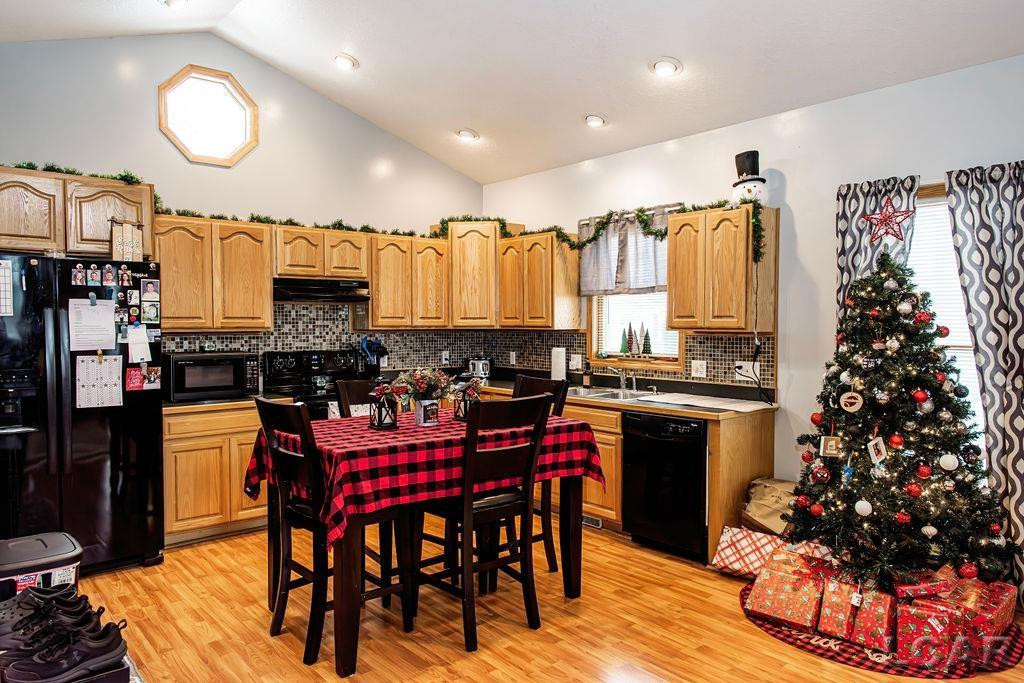 124 W Walnut Road, Morenci, MI 49256 — Photo 9