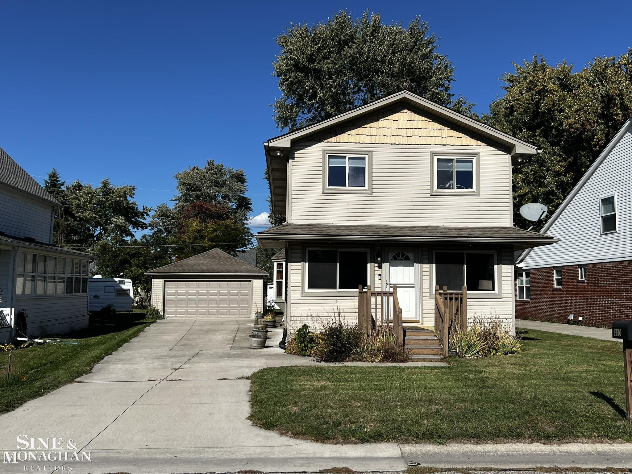 440 Little Avenue, MI — front exterior