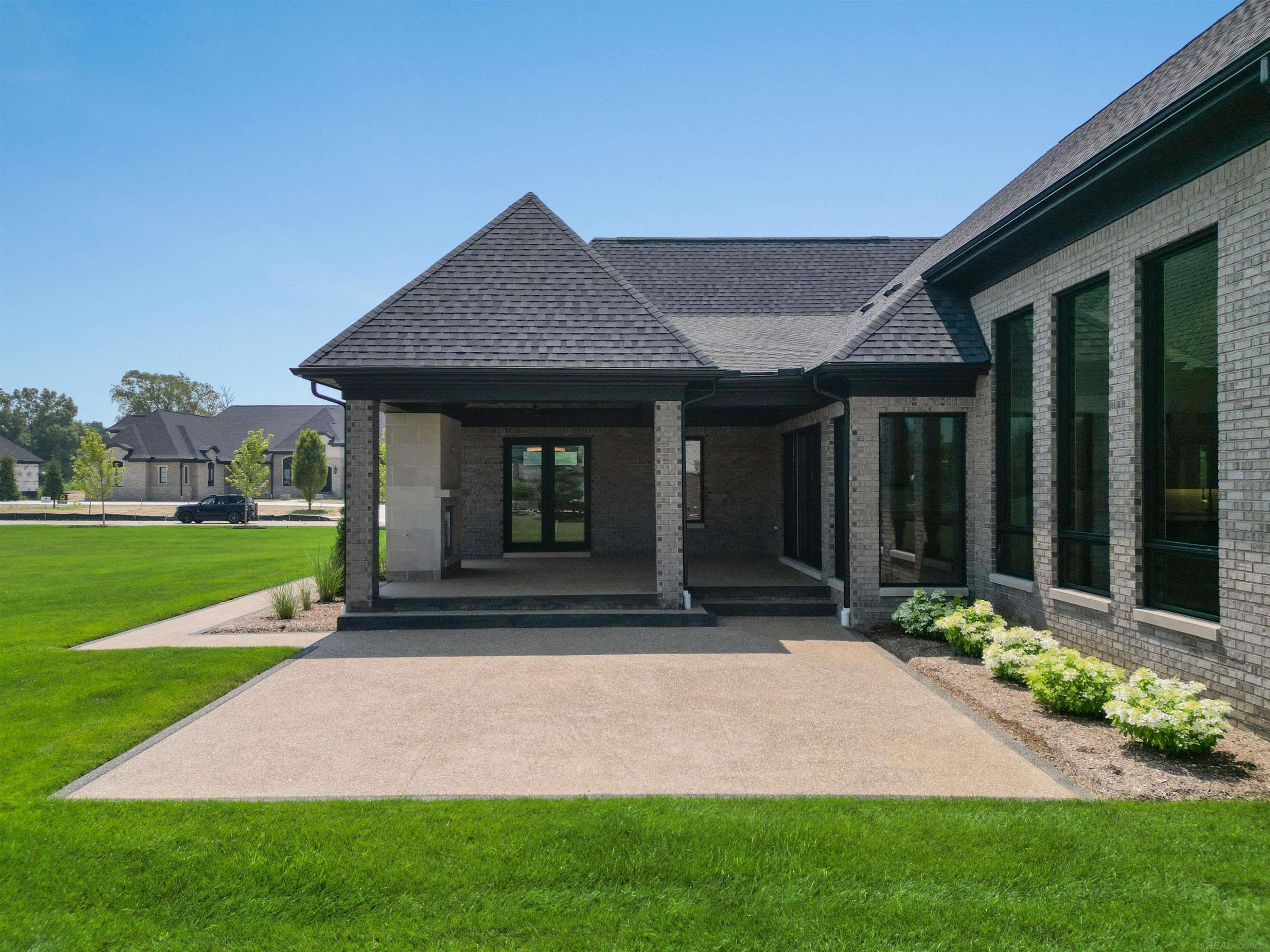 61570 Cotswold Drive, MI — Photo 14