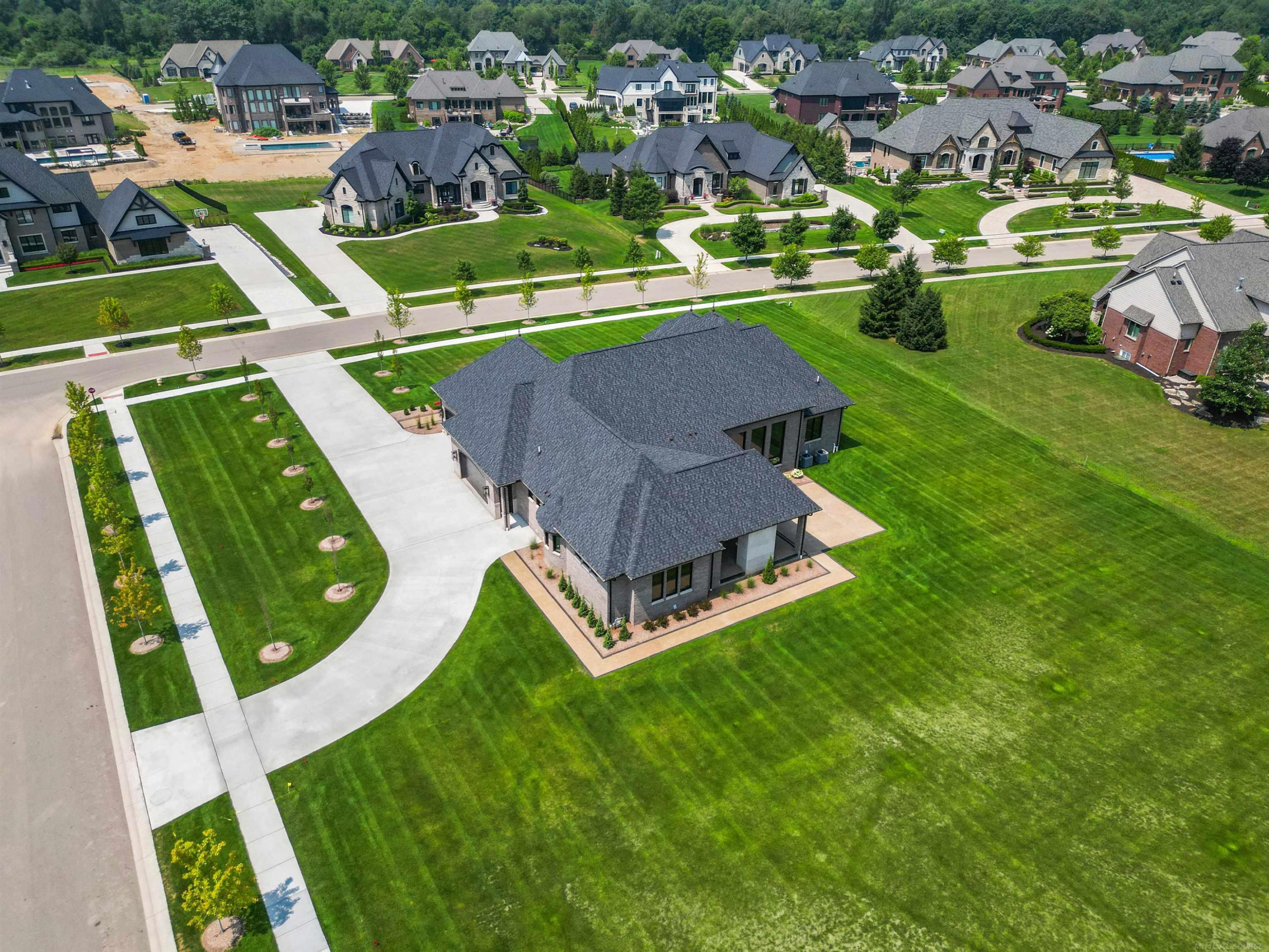 61570 Cotswold Drive, MI — Photo 18