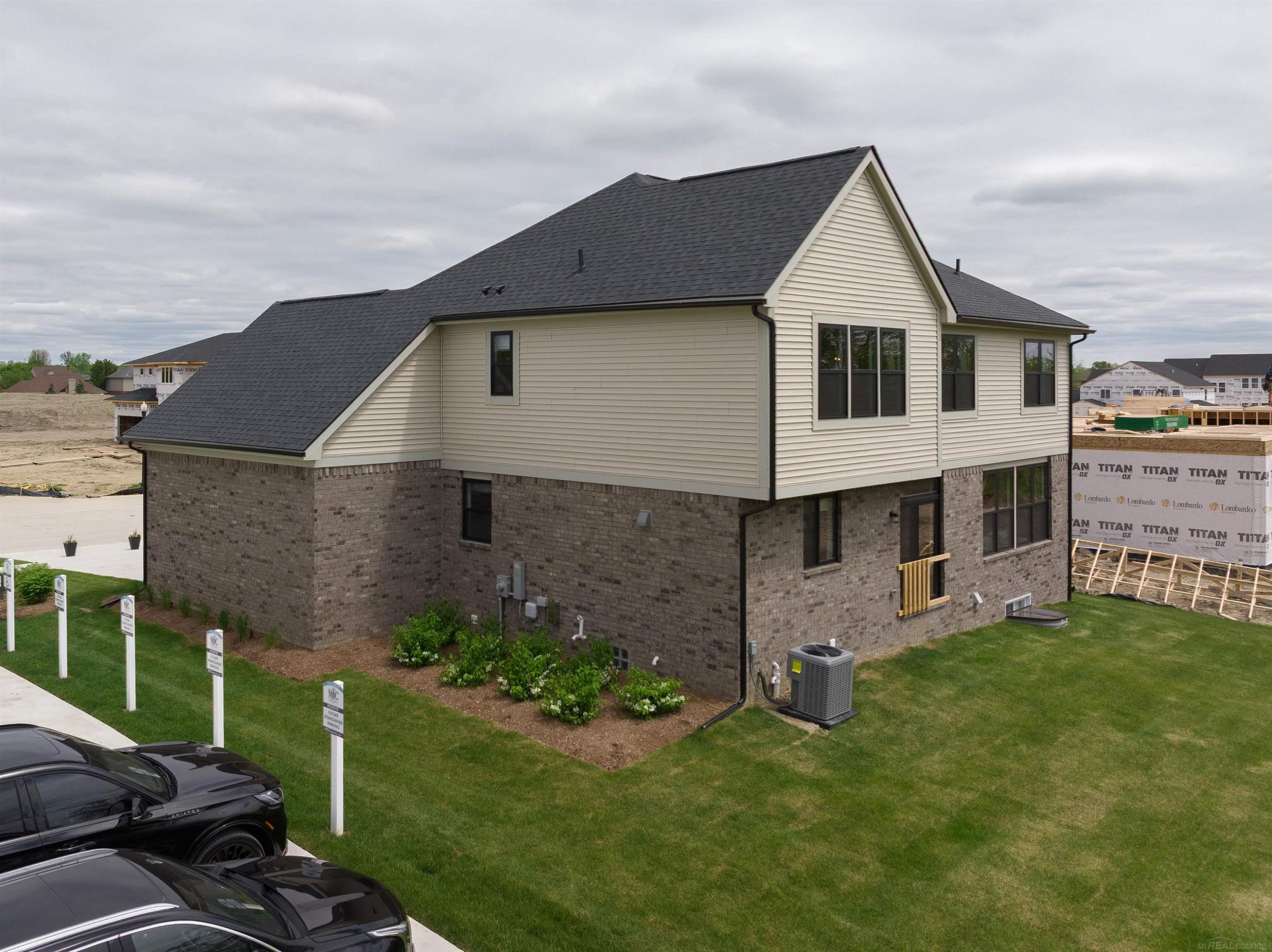 17189 Stallman Drive, Macomb, MI 48042 — Photo 6