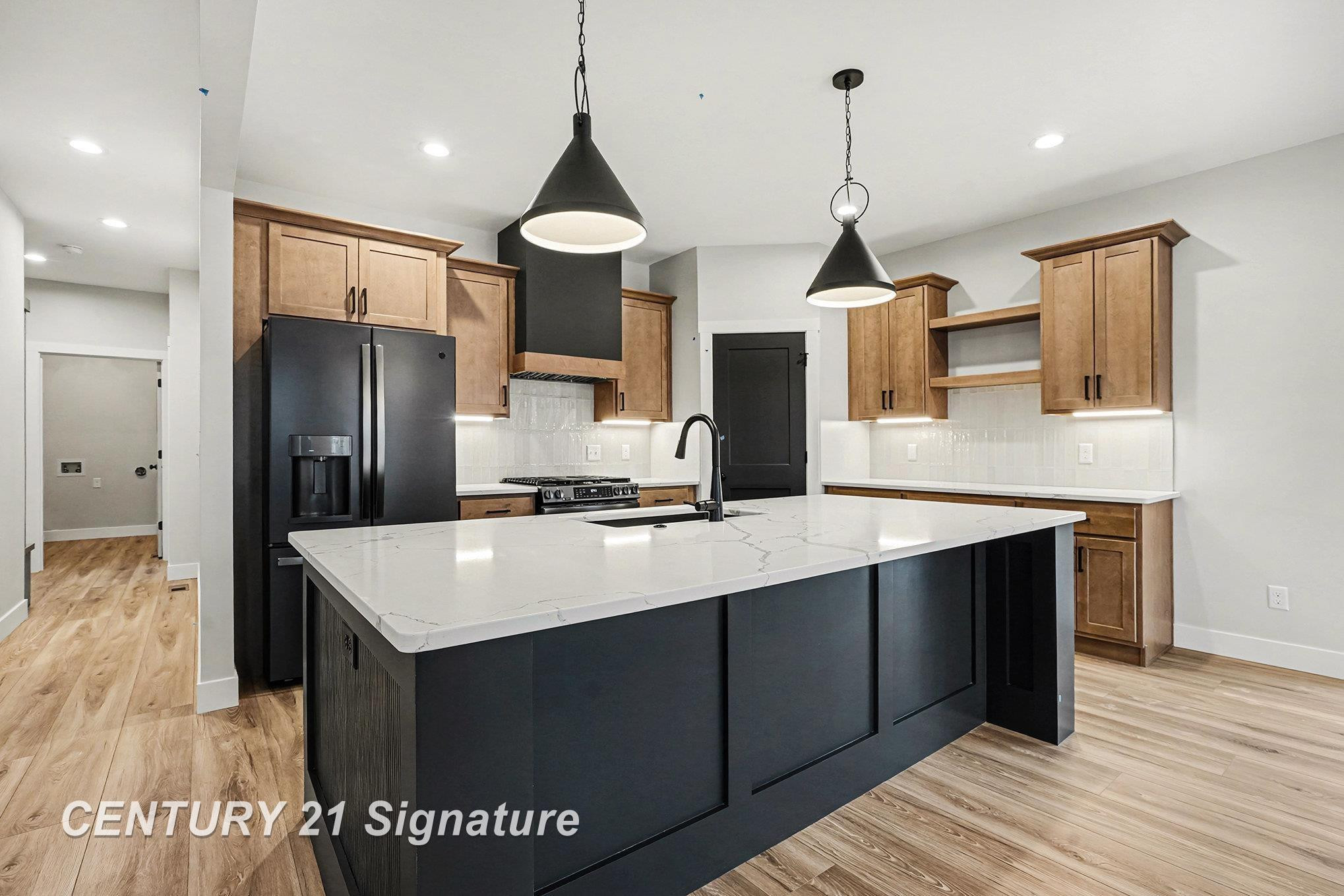 8630 Foxtail Trail, Freeland, MI 48623 — Photo 5