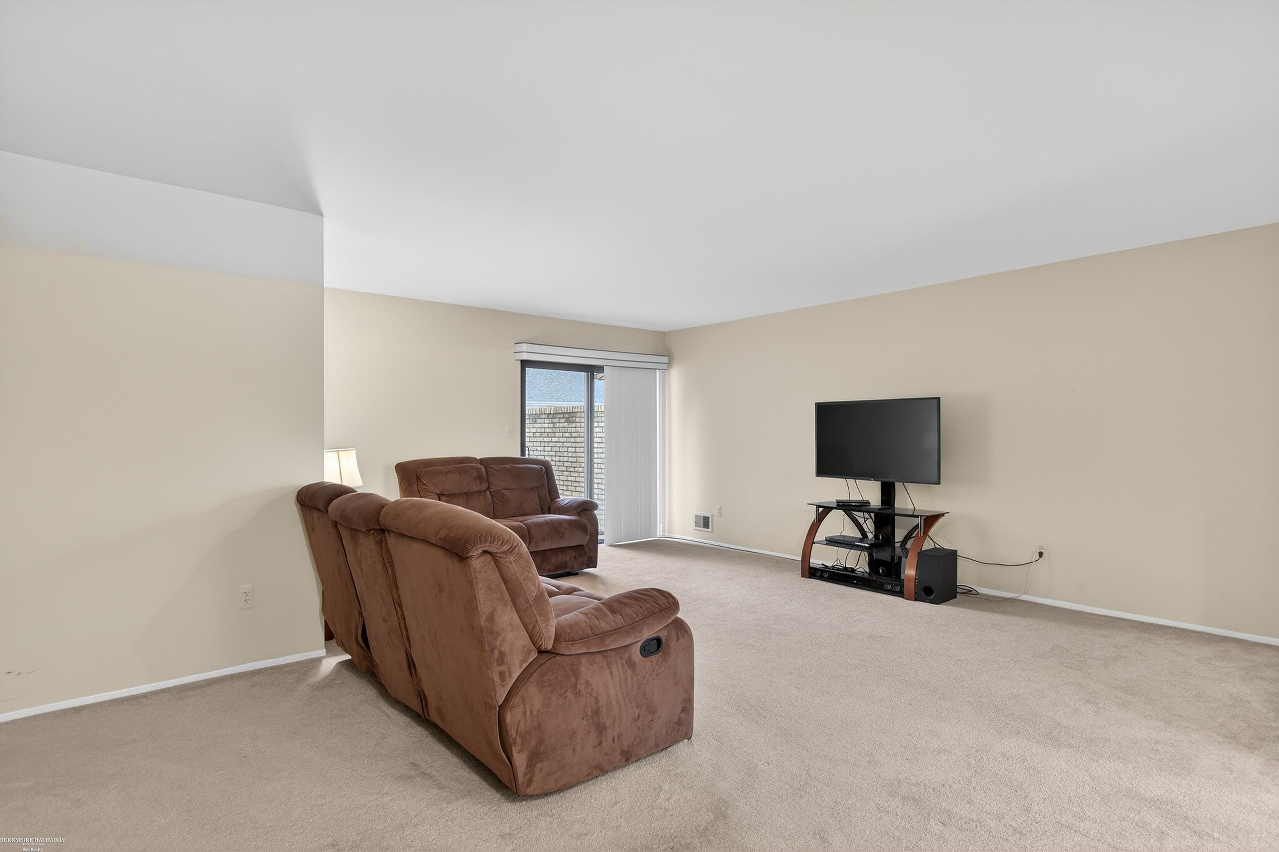 11728 Amber Le Drive, 39, Warren, MI 48093 — Photo 8