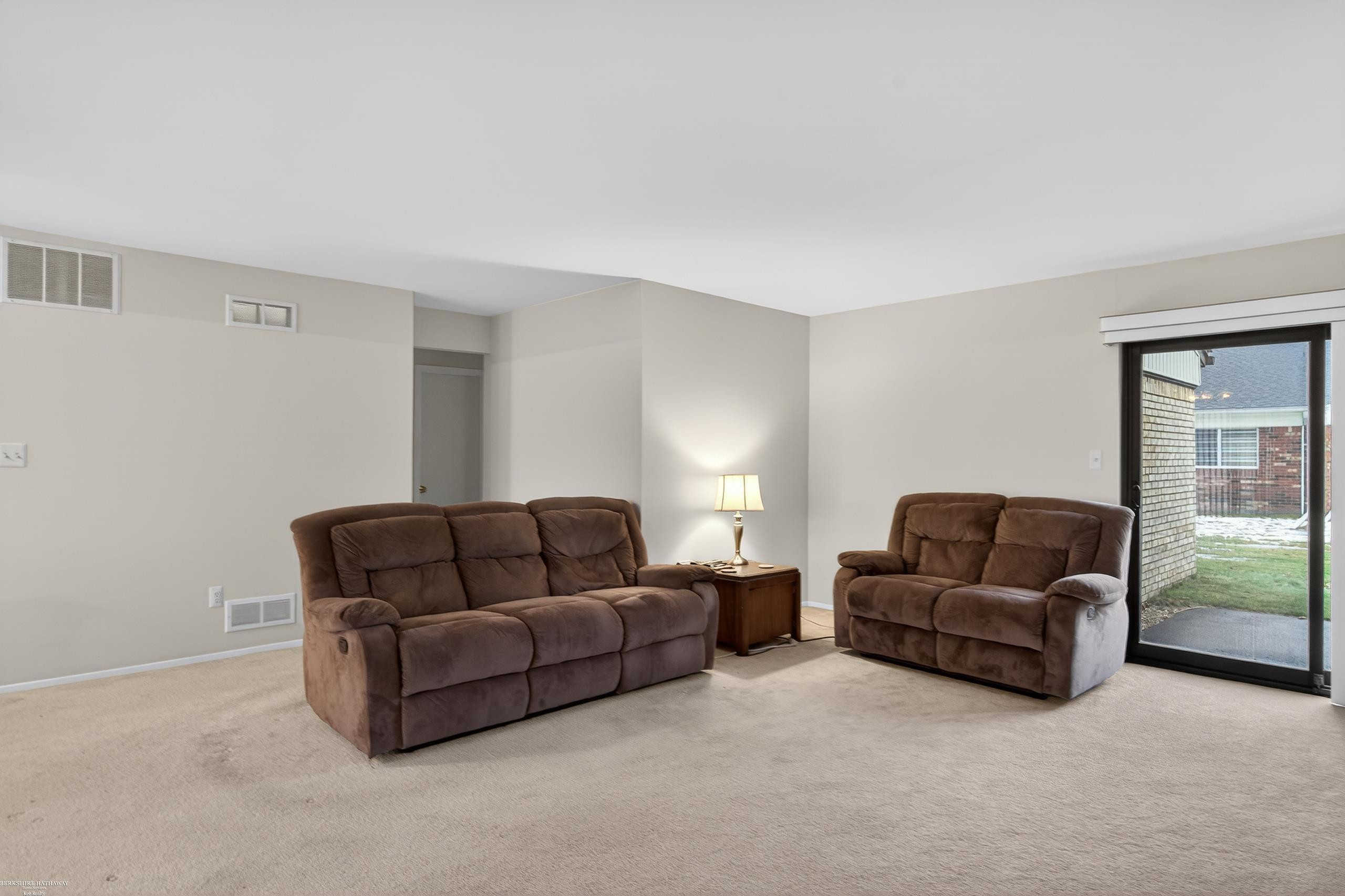 11728 Amber Le Drive, 39, Warren, MI 48093 — Photo 9