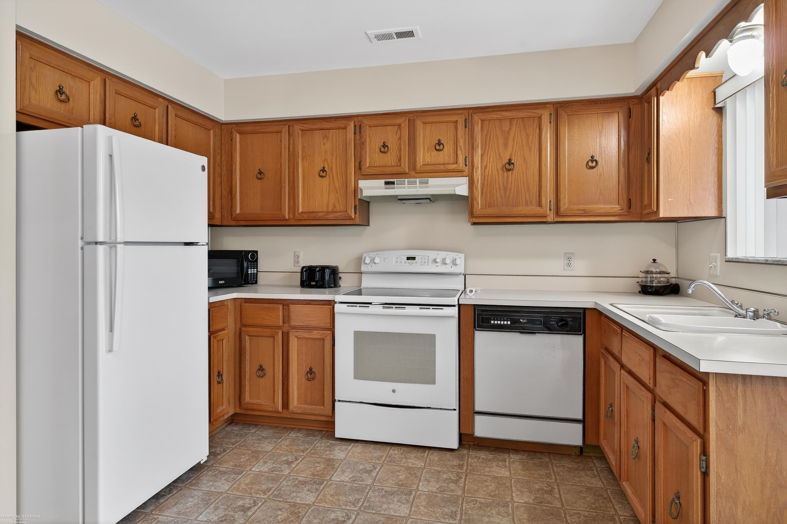 11728 Amber Le Drive, 39, Warren, MI 48093 — Photo 13
