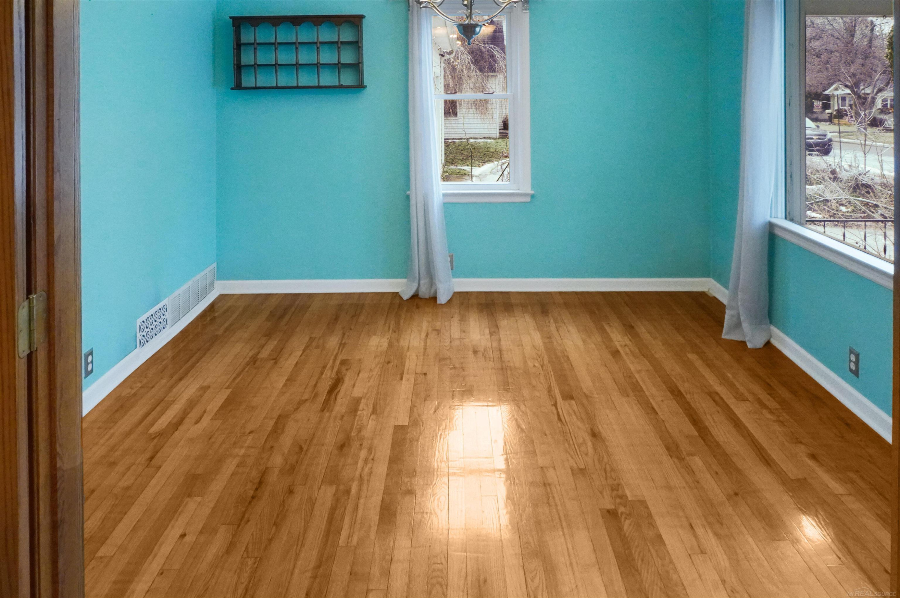 315 W 5th Street, Imlay City, MI 48444 — Photo 8