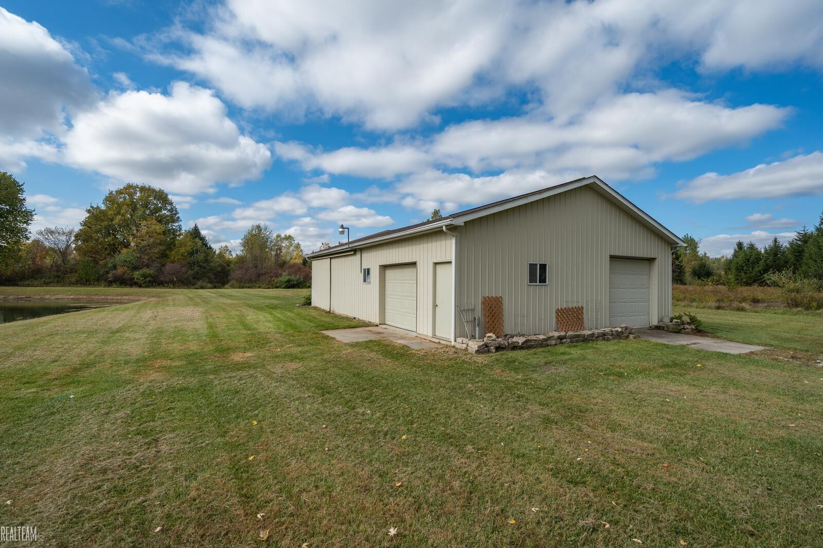 4629 N Lake Road, Columbiaville, MI 48421 — Photo 40