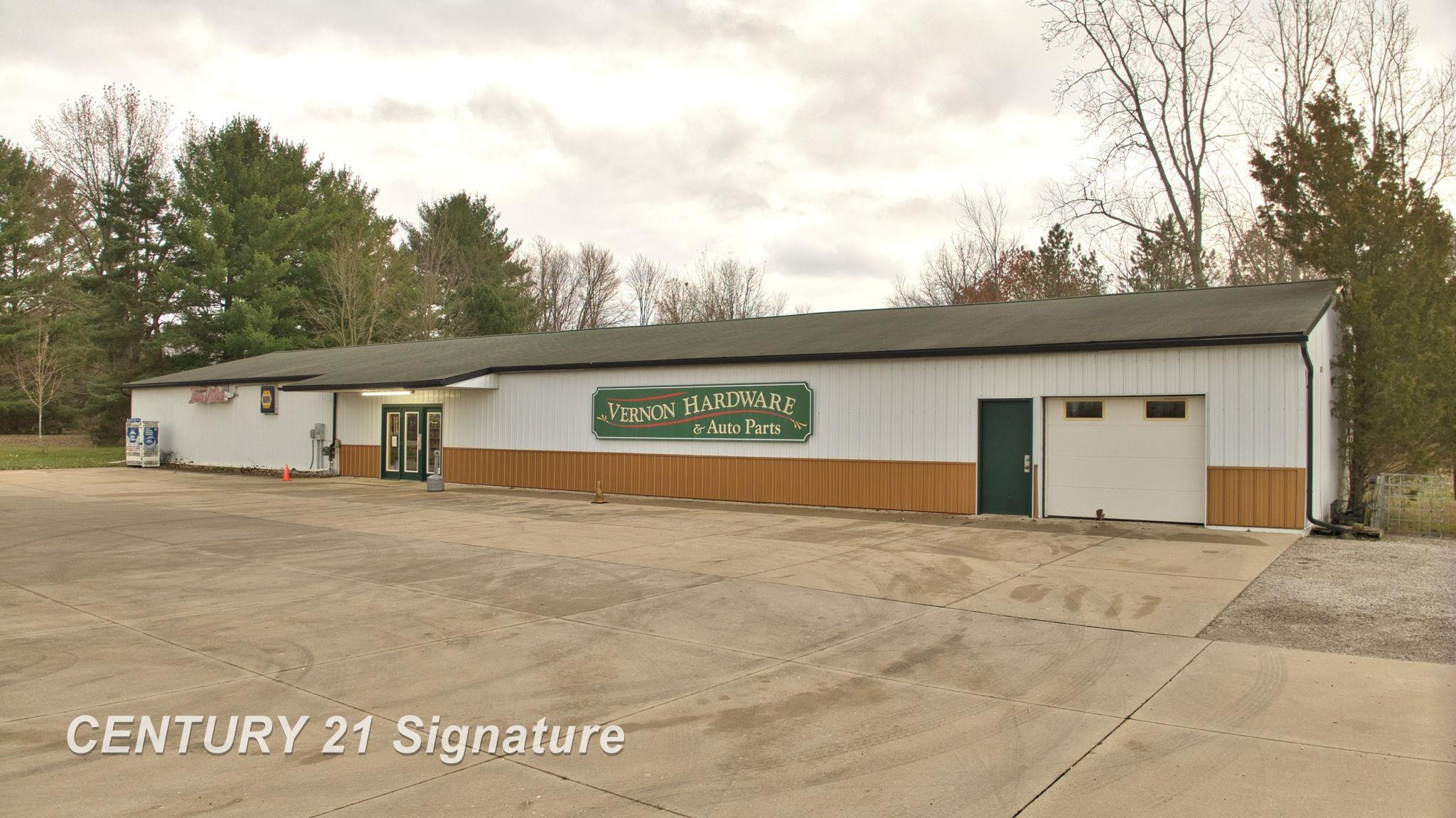 7200 E M-71 Highway, MI — Photo 5