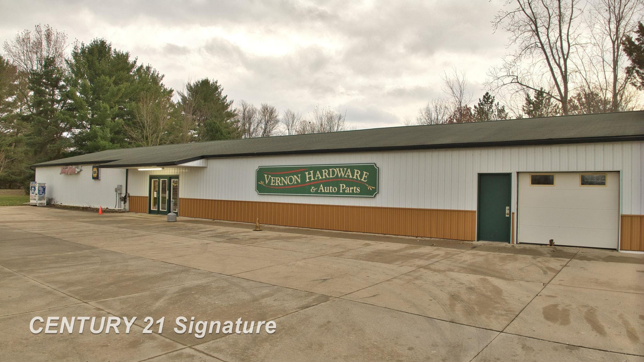 7200 E M-71 Highway, MI — Photo 6