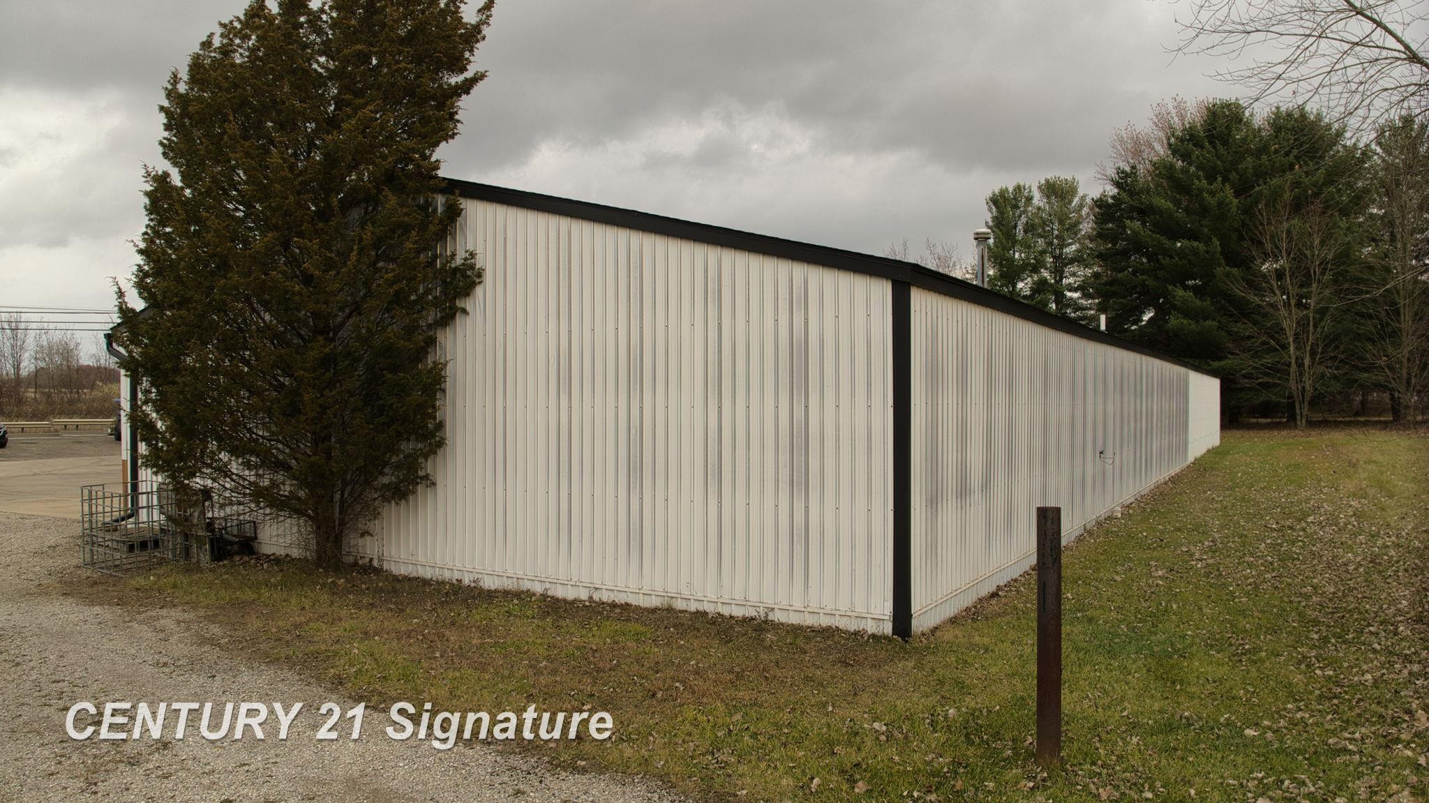 7200 E M-71 Highway, MI — Photo 23