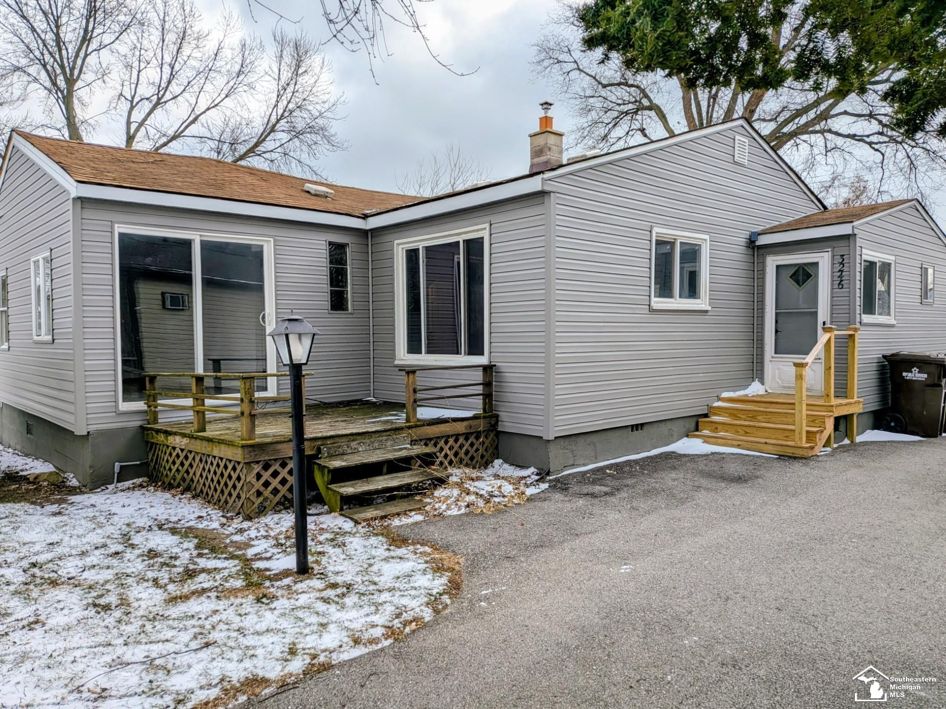 3246 Navarre Boulevard, Monroe, MI 48162 — Photo 2