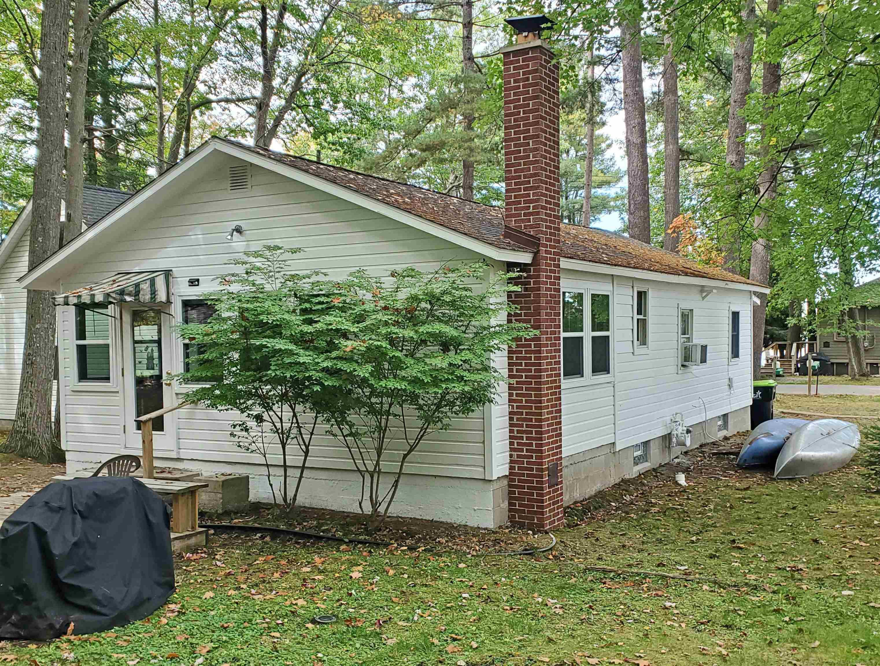 108 Warren Avenue, East Tawas, MI 48730 — Photo 15