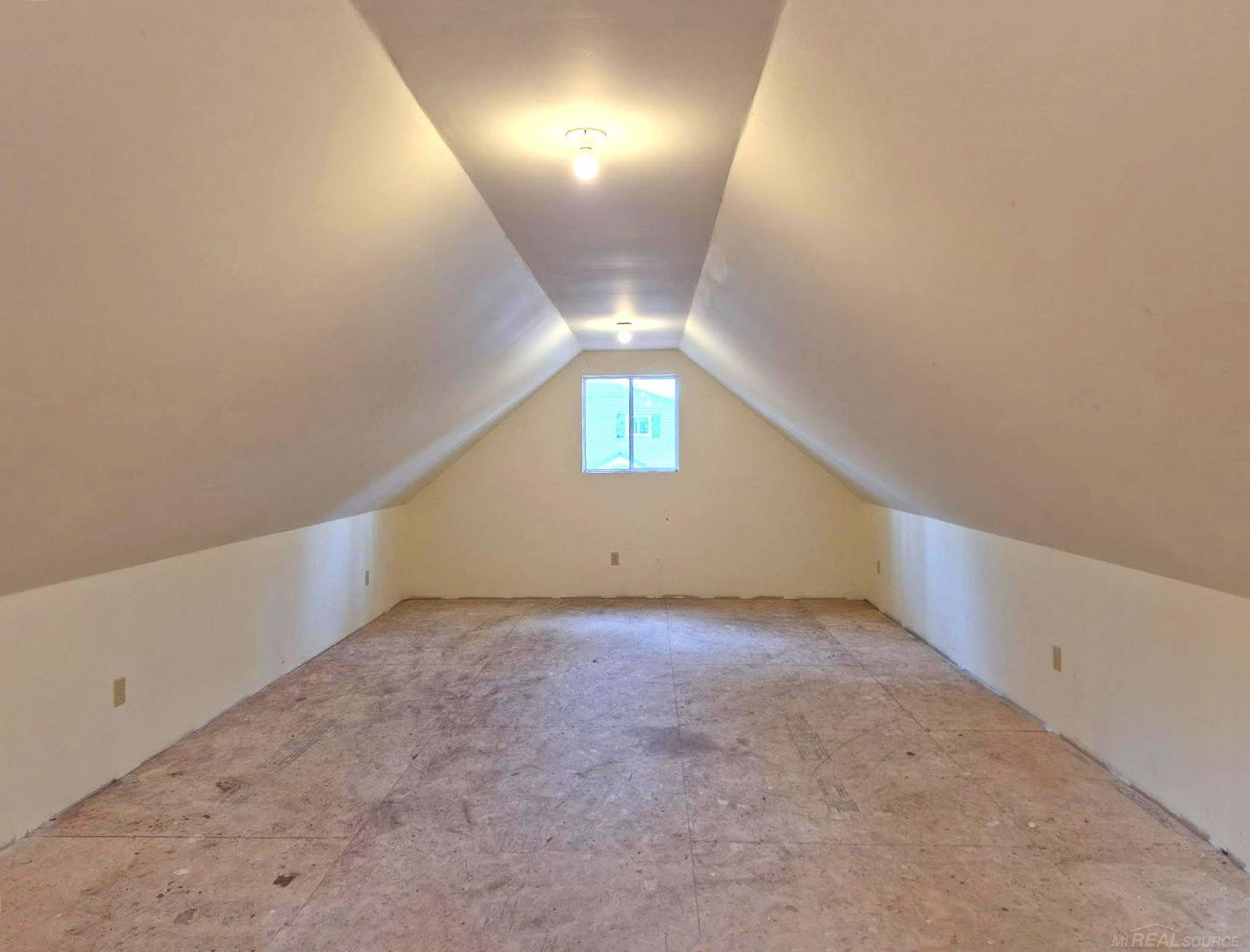 108 Warren Avenue, East Tawas, MI 48730 — Photo 19