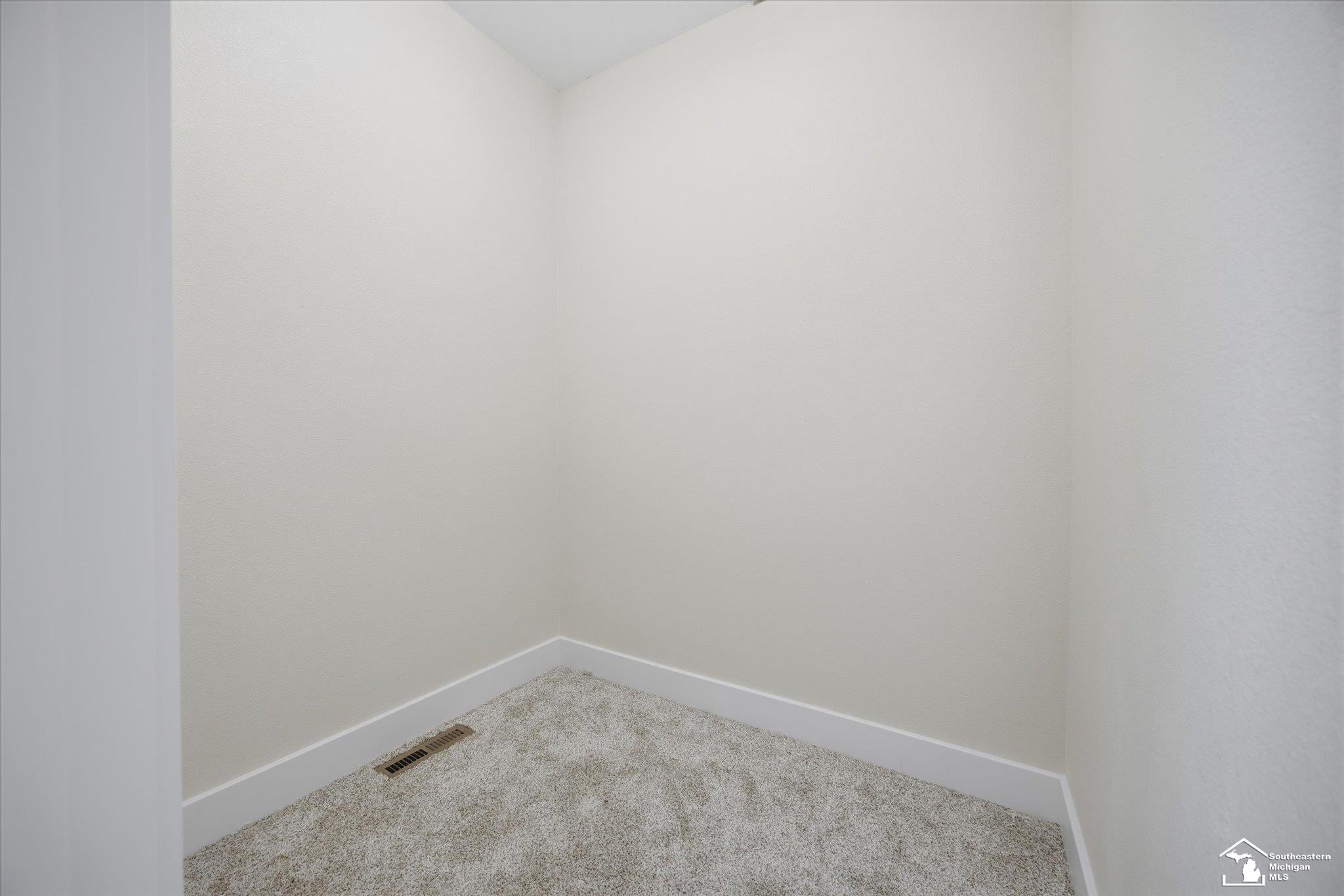 11920 Minx Road, La Salle, MI — Photo 43