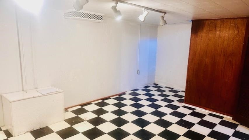 281 Carlson Street, Mount Clemens, MI 48043 — Photo 16