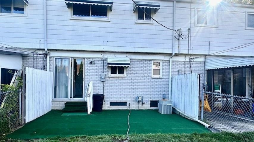 281 Carlson Street, Mount Clemens, MI 48043 — Photo 19