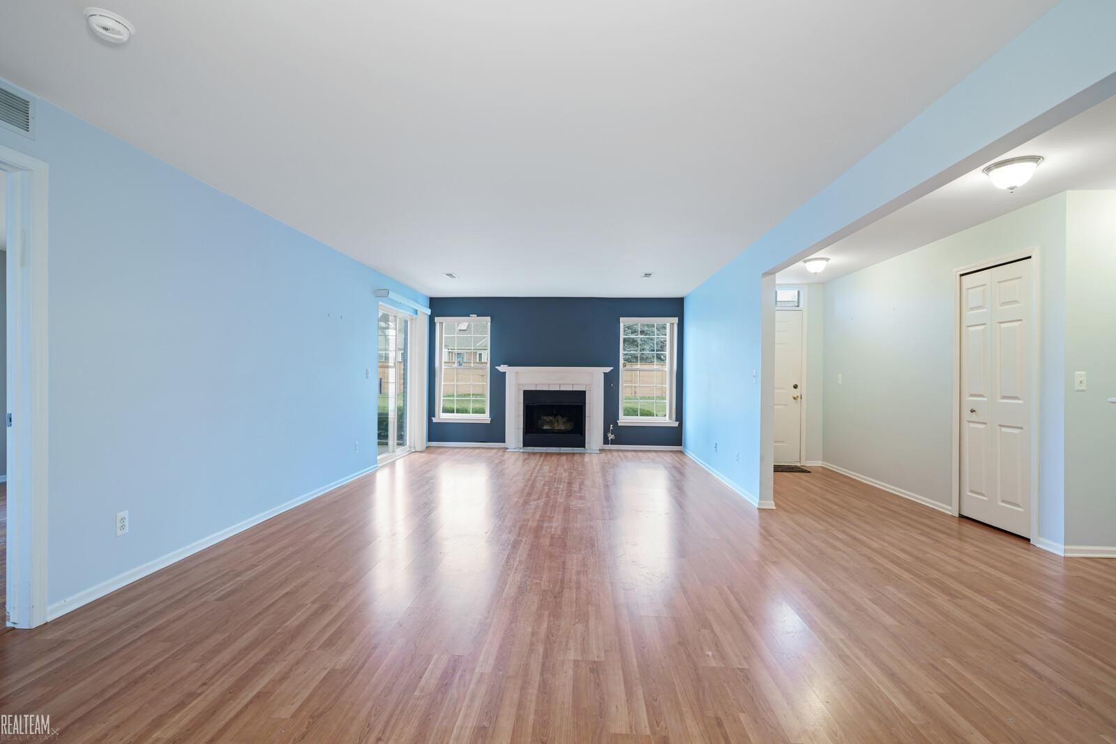4287 Berkshire Drive, Sterling Heights, MI 48314 — Photo 4
