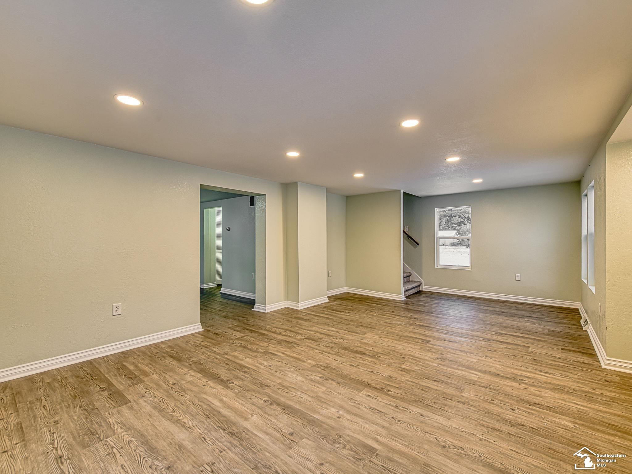 3157 Maplewood Avenue, Lambertville, MI 48144 — Photo 7