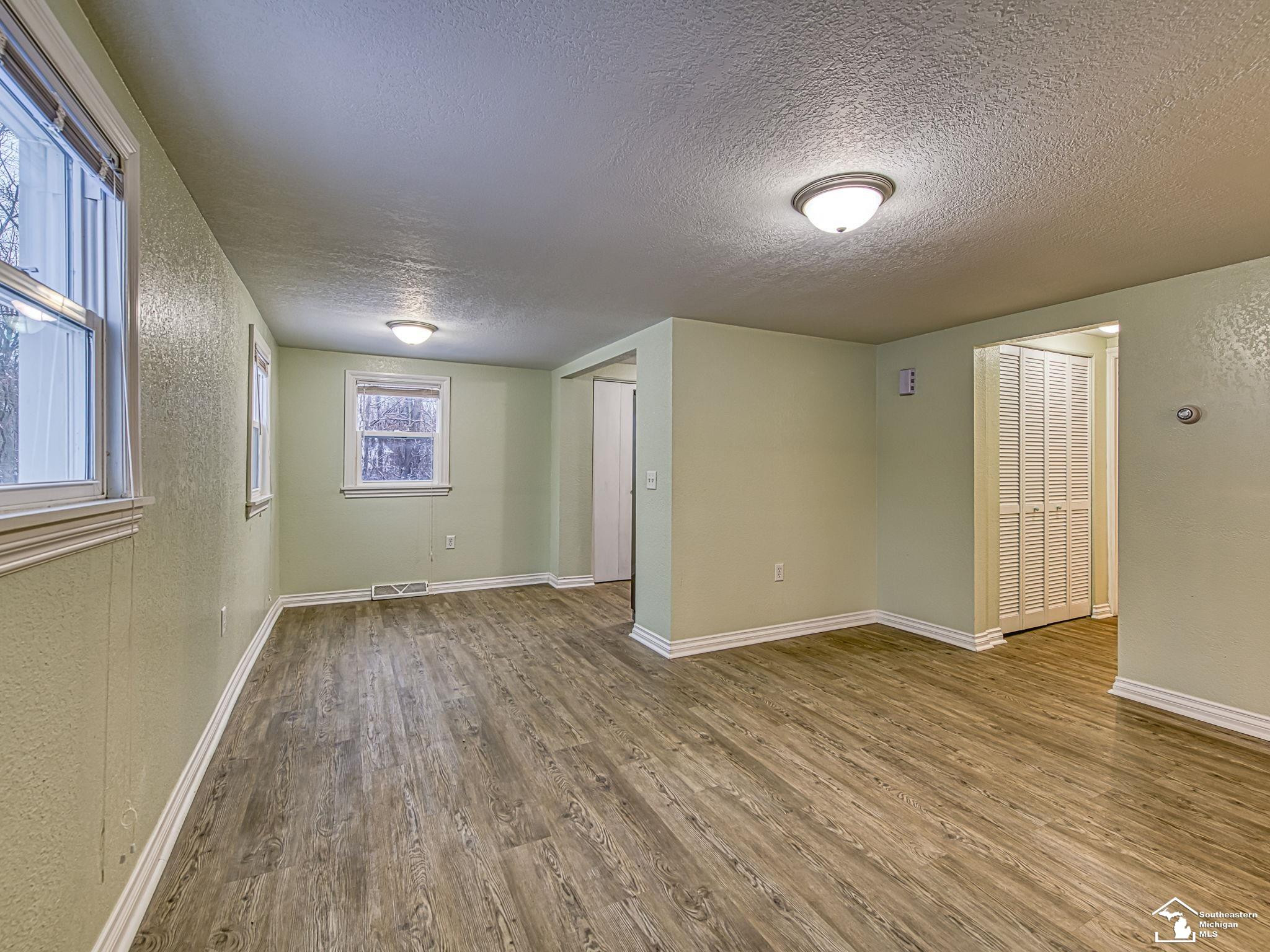 3157 Maplewood Avenue, Lambertville, MI 48144 — Photo 11